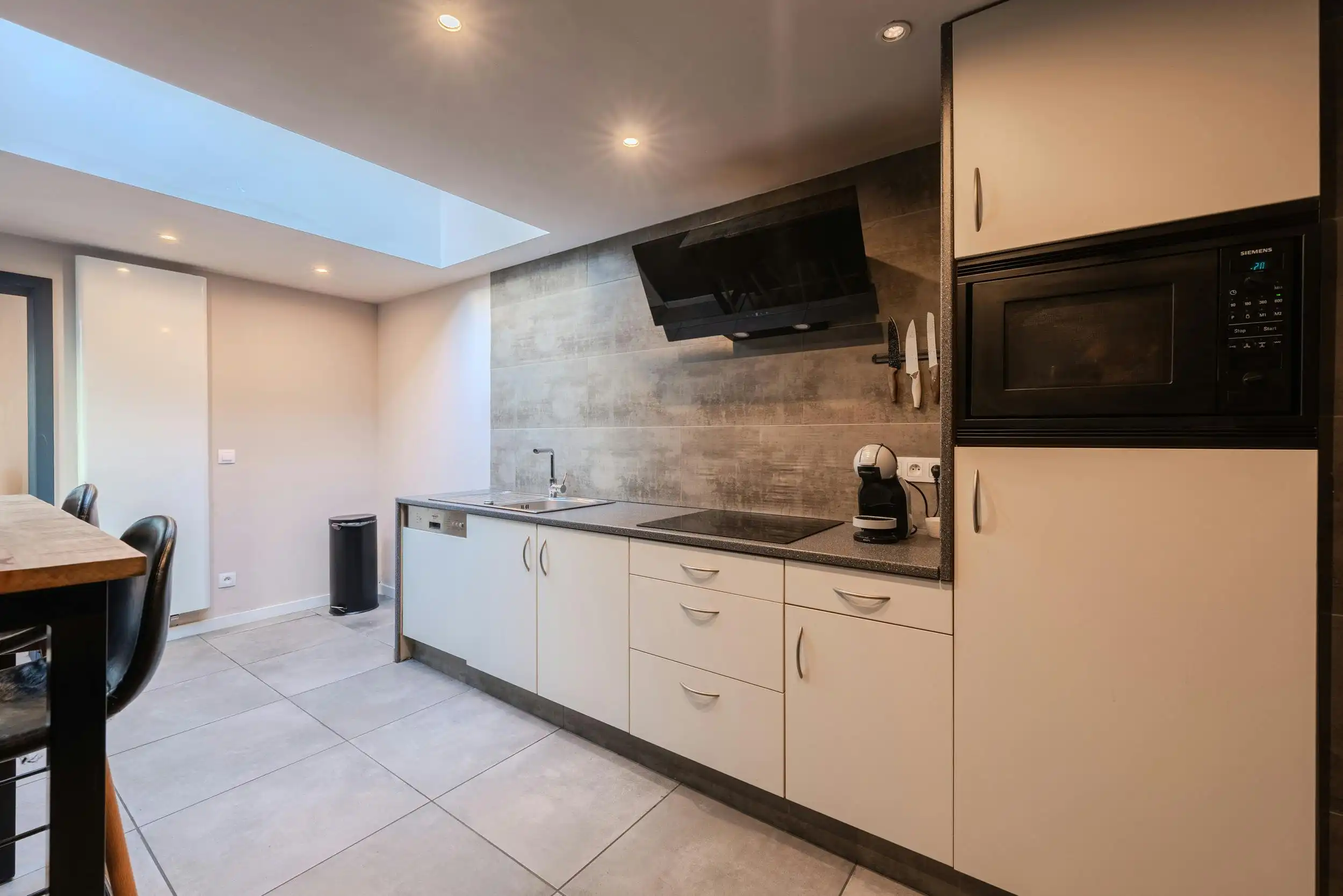 Gerenoveerde woning te koop in hartje Mariakerke te Oostende foto 7