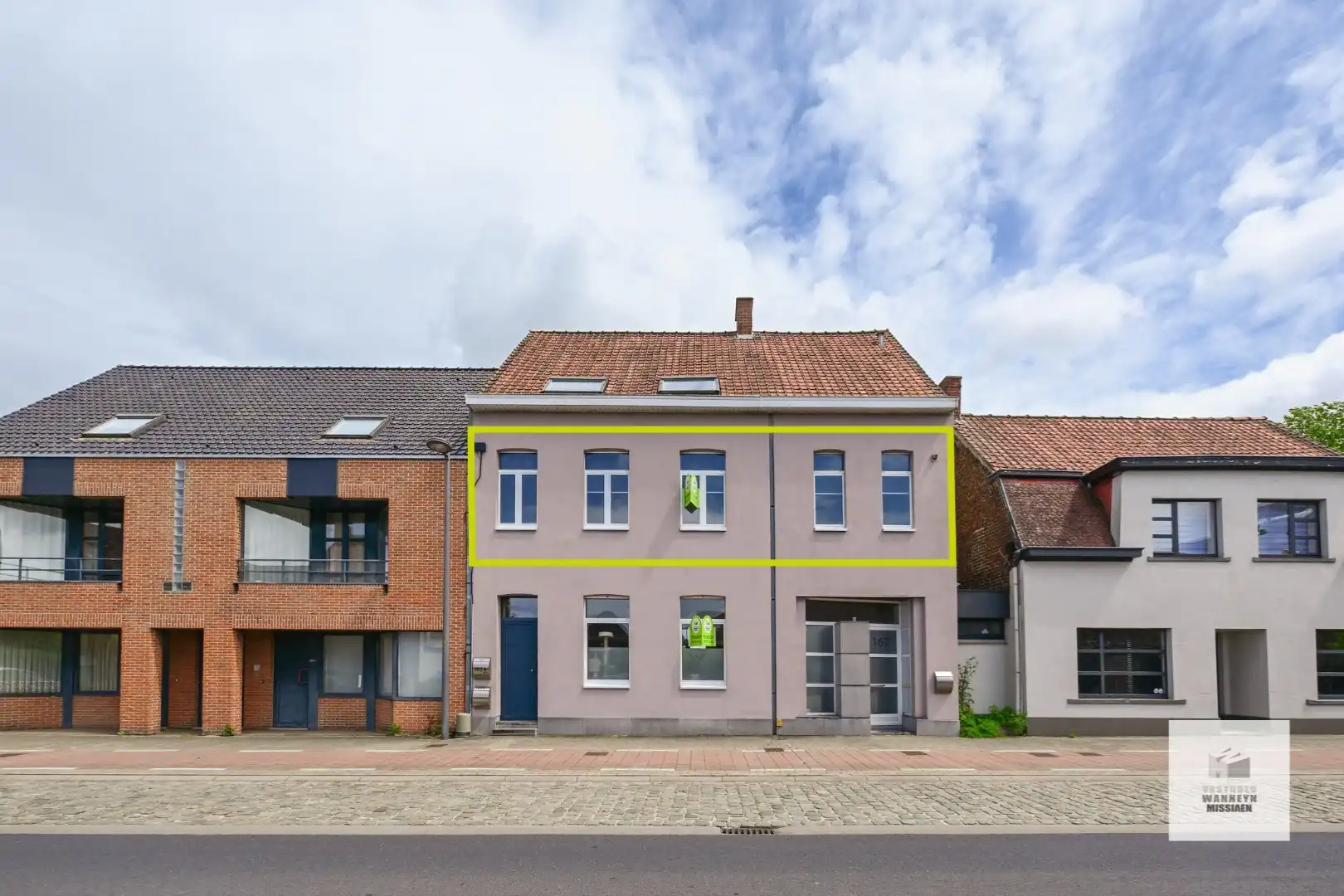 Opbrengsteigendom met 3 verhuurde appartementen op centrale liggging foto 14