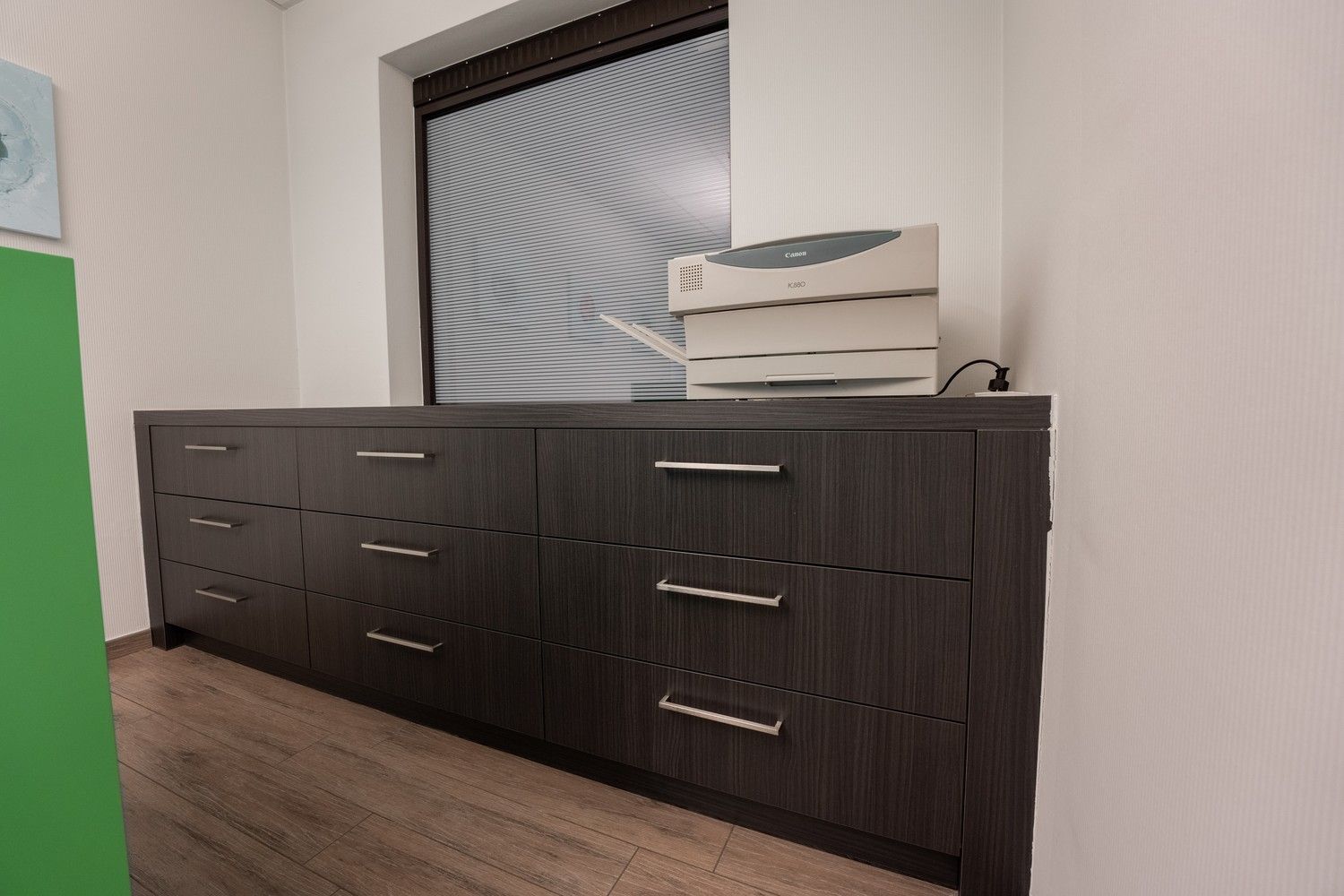 Mooi gerenoveerd handelspand pal in het centrum van Pelt met 7 parkeerplaatsen foto 19