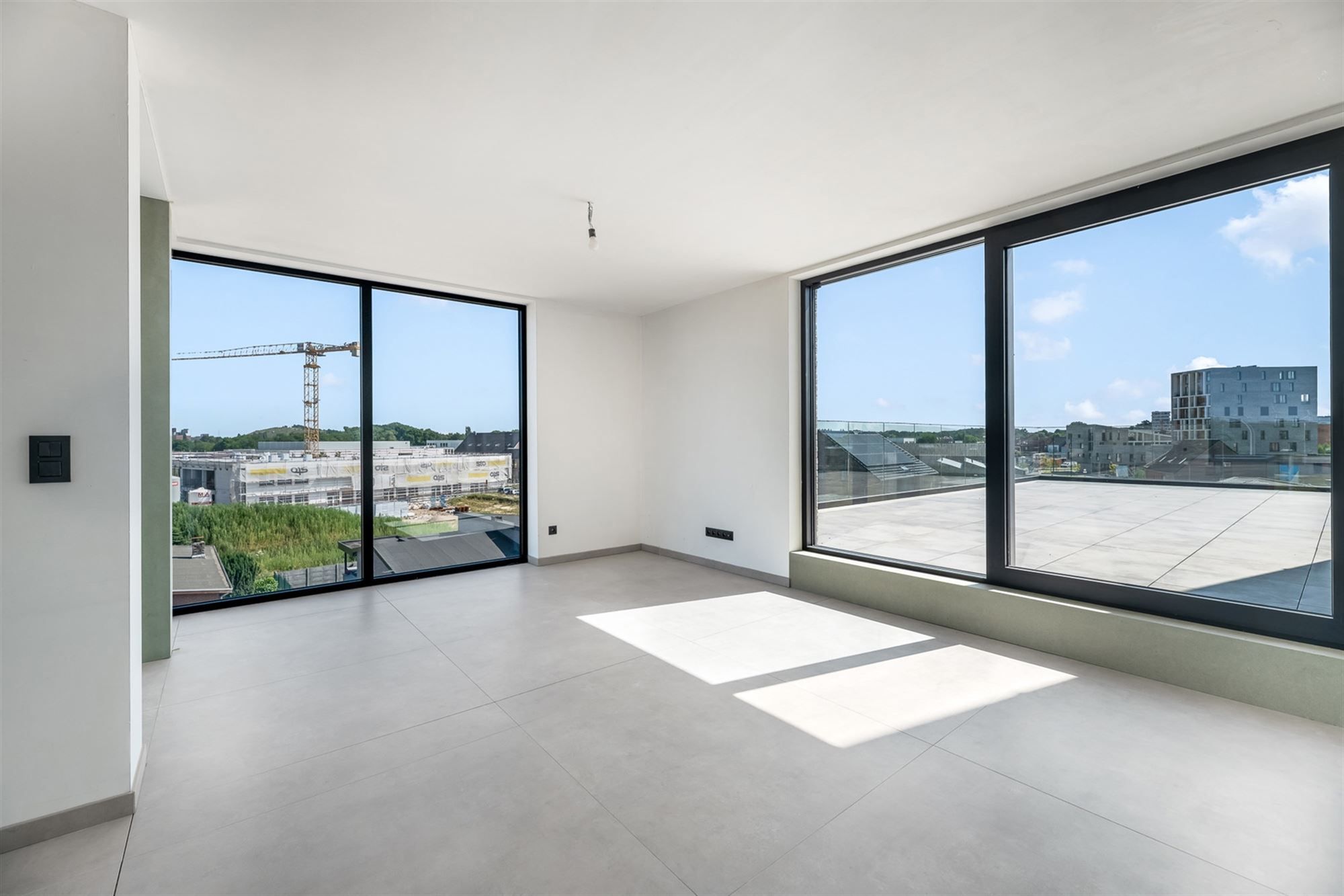 UITZONDERLIJK NIEUWBOUW APPARTEMENT VAN 126M² MET 2 SLAAPKAMERS EN 3 TERRASSEN VAN MAAR LIEFST 68M² MET MOGELIJKHEID TOT AANKOOP 6% BTW! foto 14