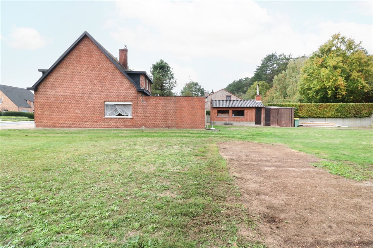 degelijke woning (3 slpk) op 11 a 95 ca foto 41