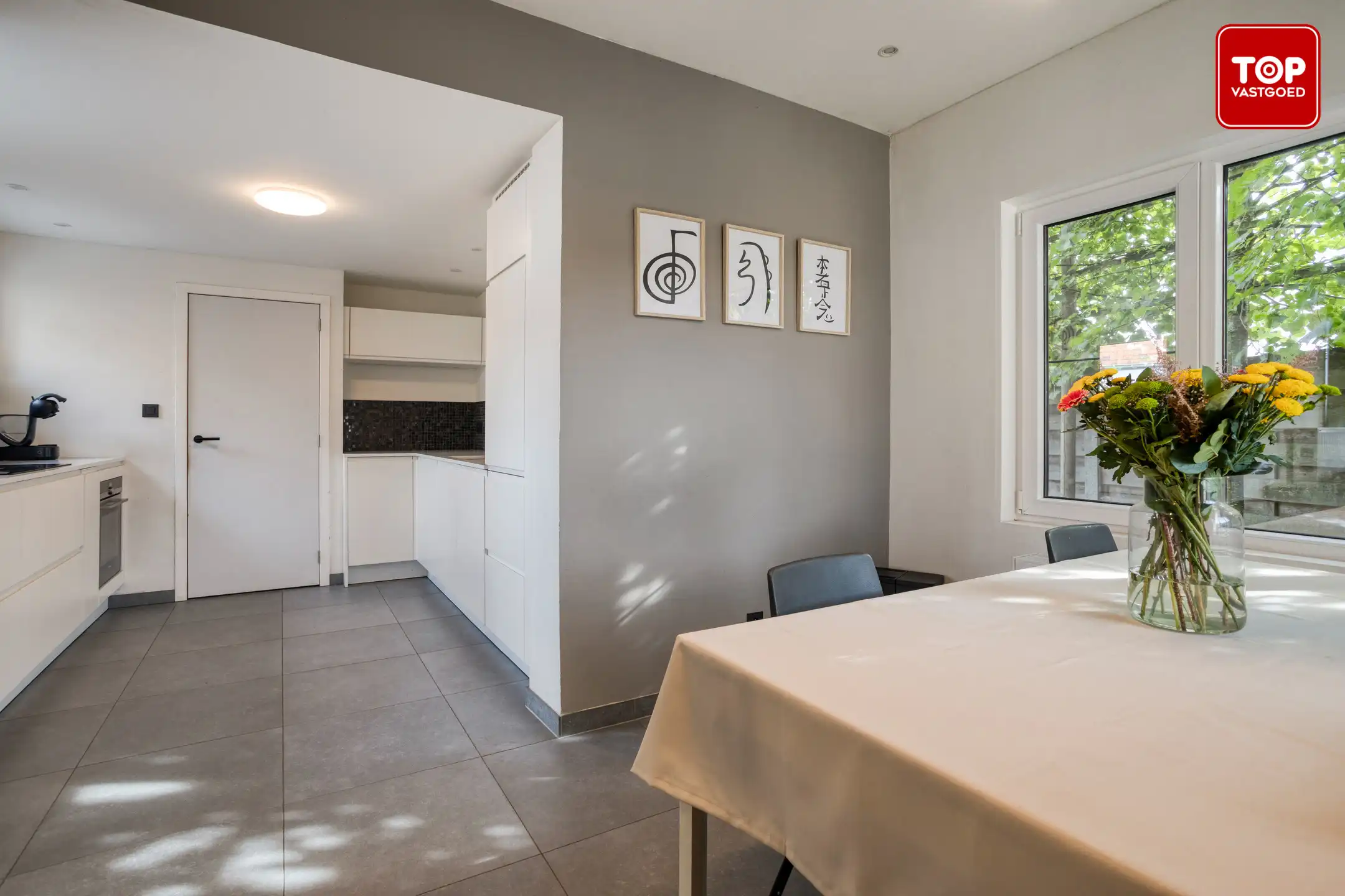 Alleenstaande woning in Adegem op een zeer rustige locatie foto 8