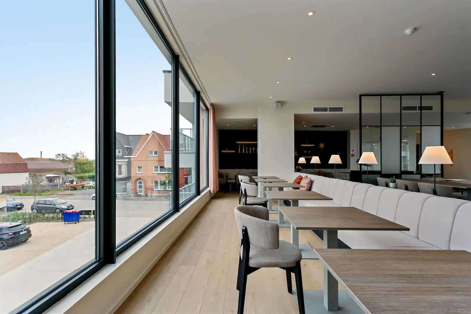 Brasserie in luxe flatcomplex foto 8