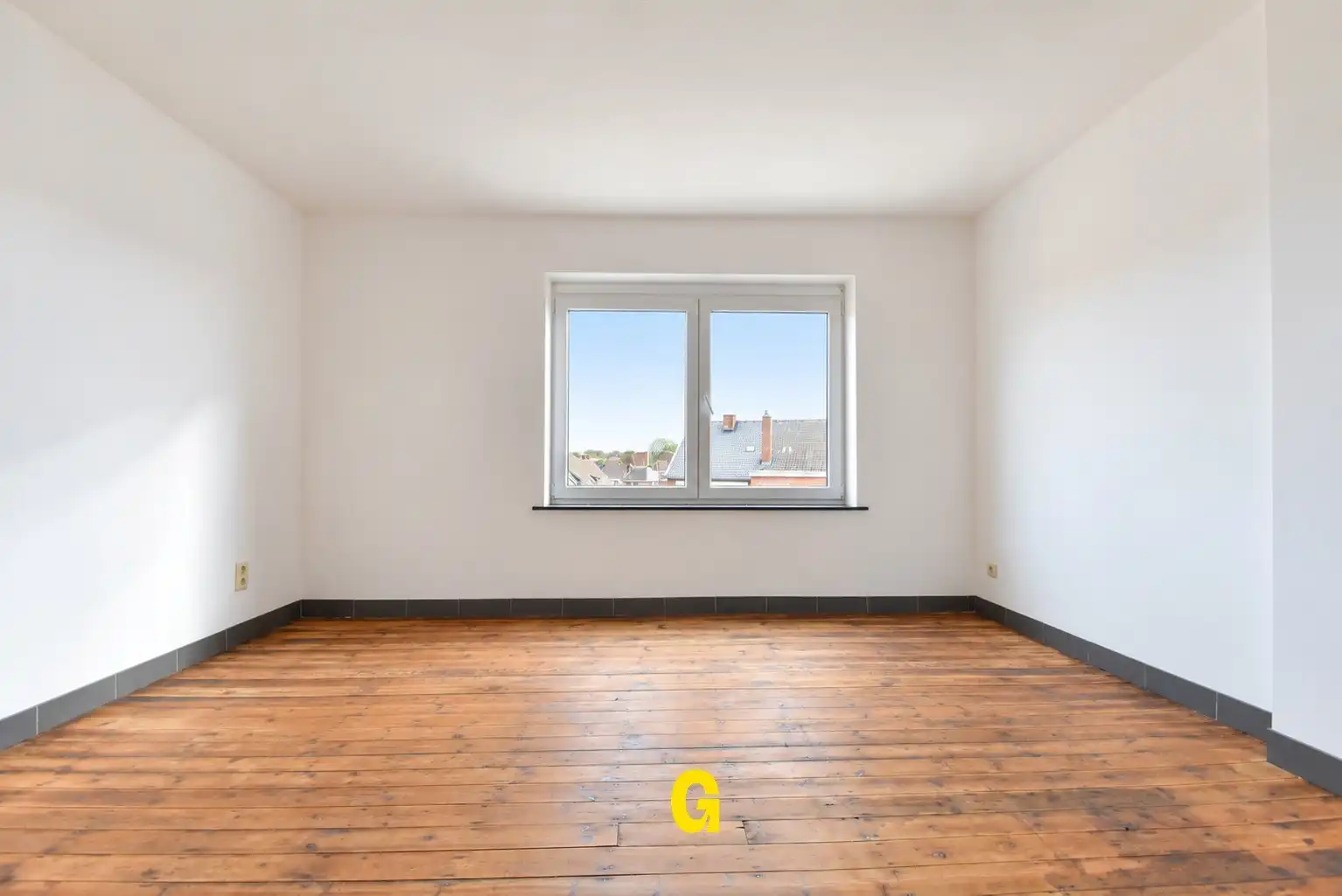 Netjes gerenoveerde duplex met twee slaapkamers en terras op mooie locatie in het centrum van Tongeren - GEEN BIJKOMENDE GEM. ONKOSTEN foto 15