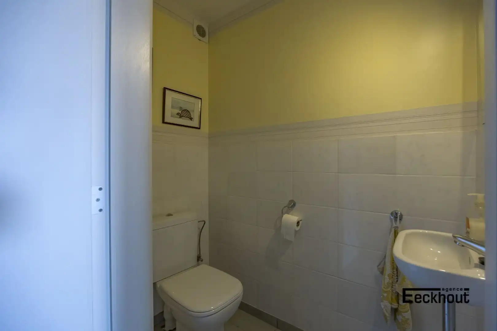 Zeer ruime, recente woning met open zicht op de Spuikom! foto 22