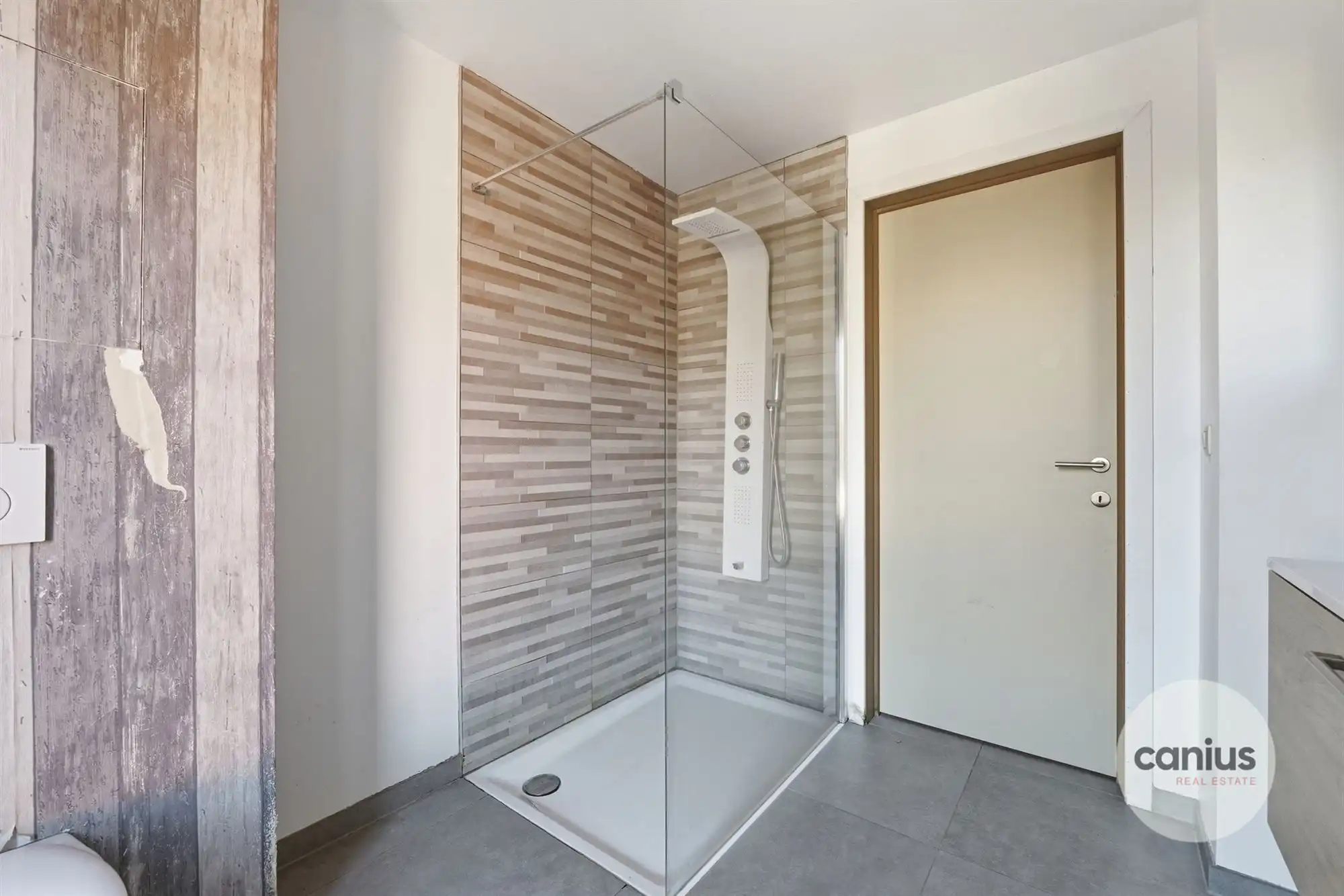 LEUKE WONING MET 3 SLPKS  NABIJ HET CENTRUM foto 11