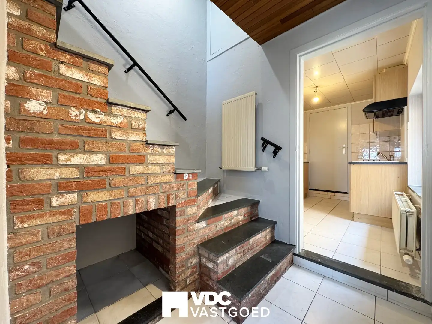 Te renoveren woning met 2 slaapkamers – interessante investering foto 6