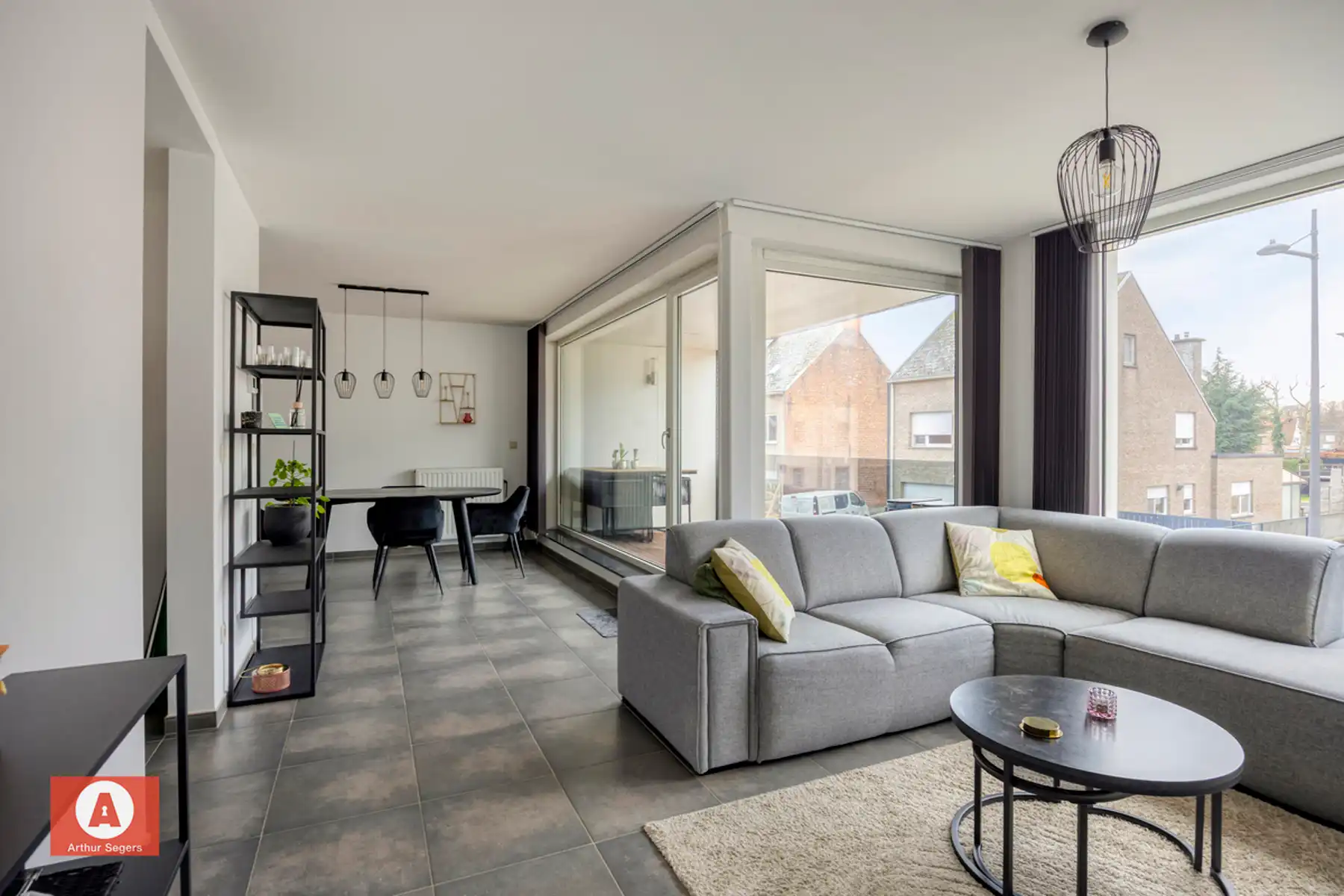 Energiezuinig appartement + autostaanplaats + kelder-berging foto 9