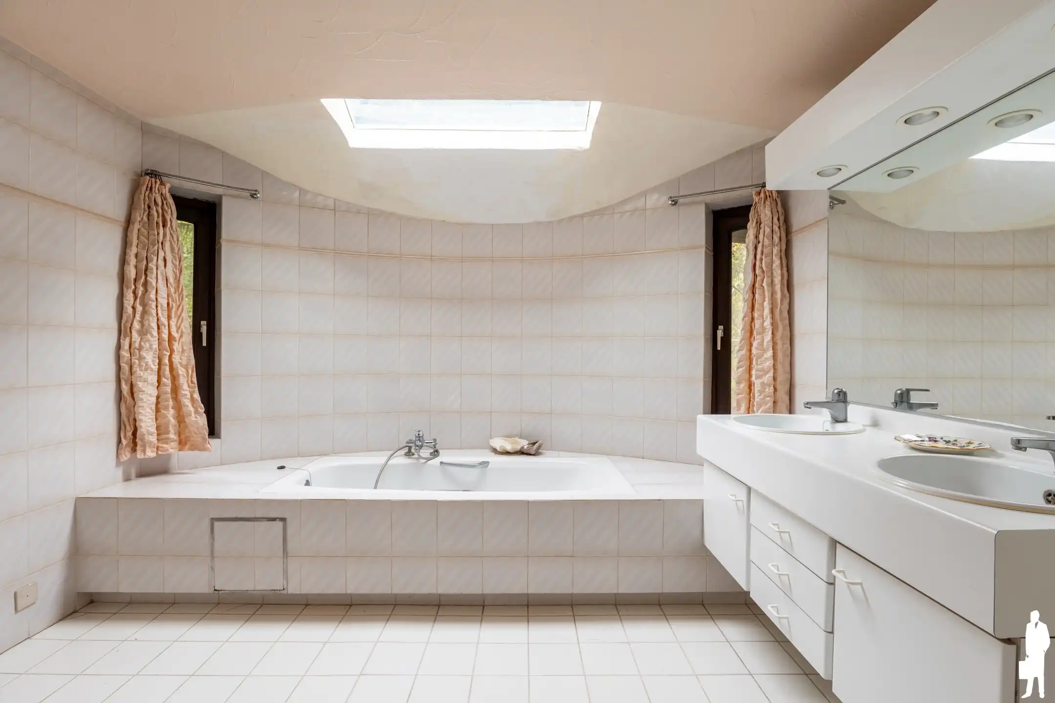 Gelijkvloerse villa met 4 slpk op toplocatie foto 13