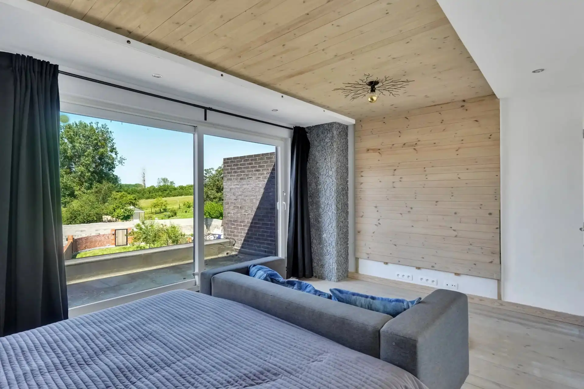 Instapklare, ruime woning met vier slaapkamers foto 13