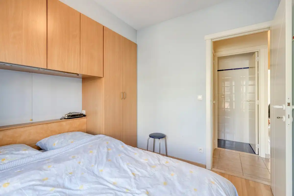 Charmant twee slaper kamer appartement in het hartje van Koksijde met aankoopmogelijkheid van een garage! foto 3