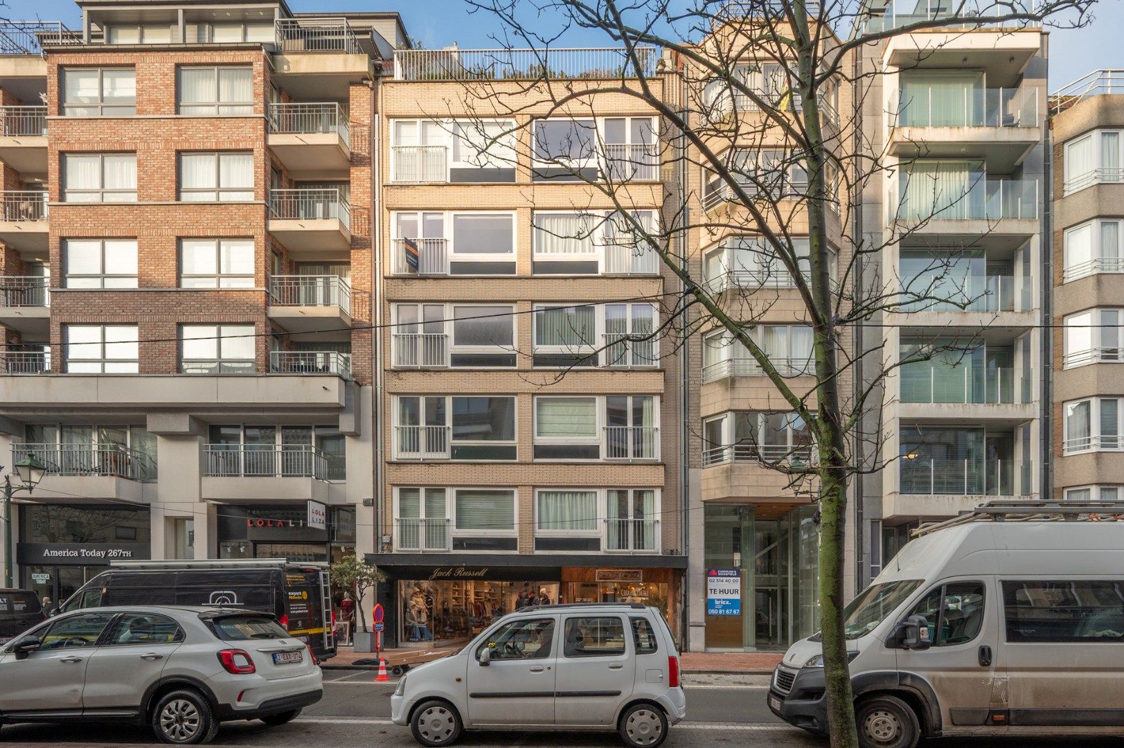 Stijlvol gemeubeld appartement in hartje centrum op de Lippenslaan foto 10
