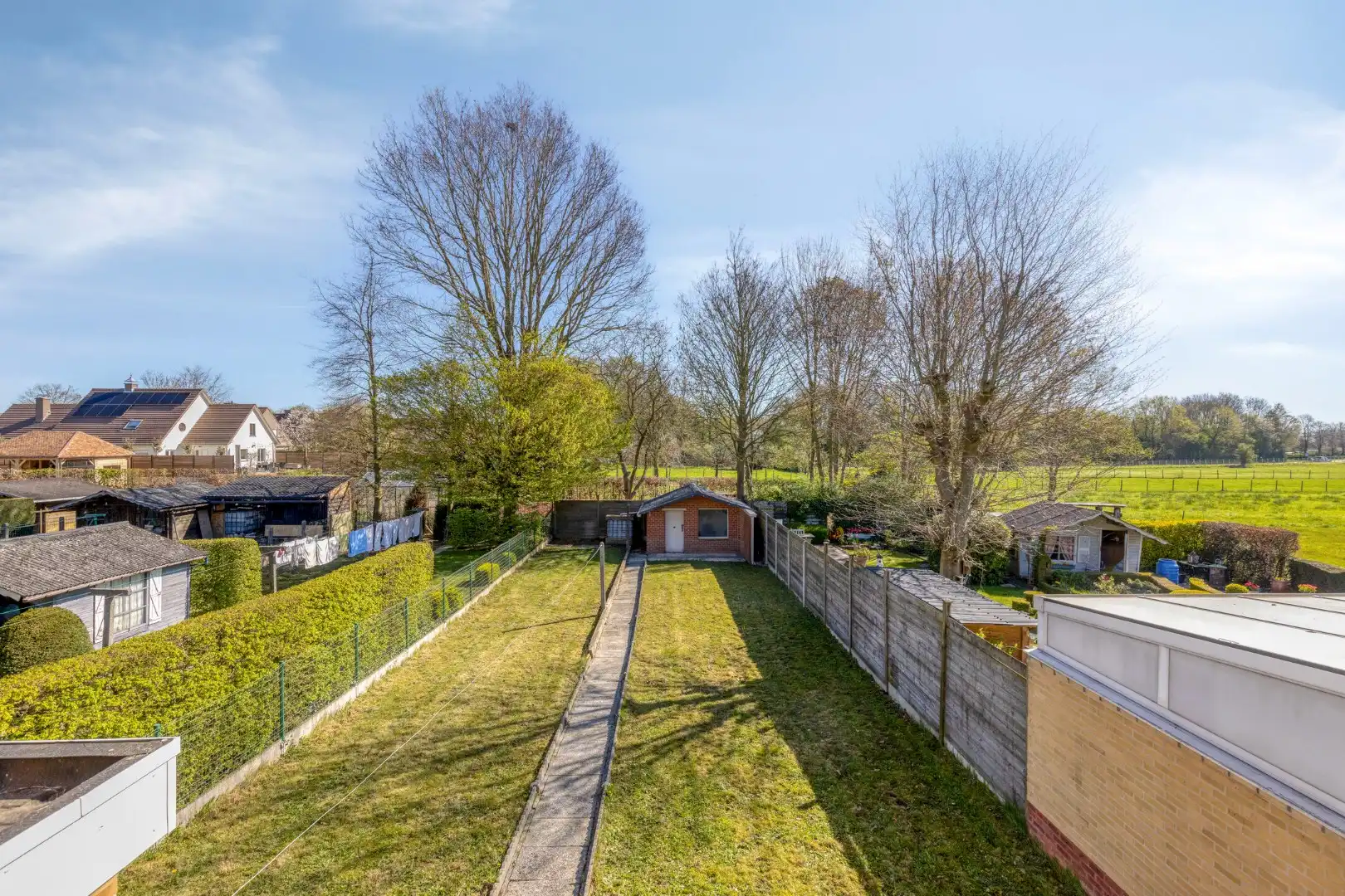 Heel aangename woning met grote tuin in een rustige buurt! foto 21