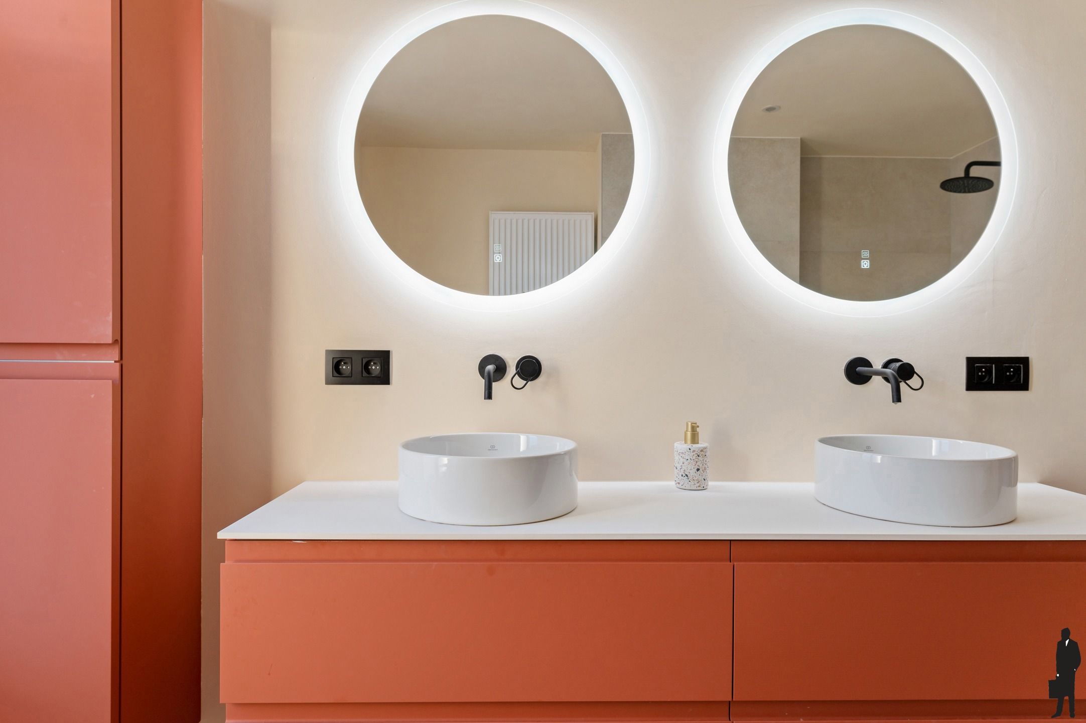 Gerenoveerde herenwoning met 3 slpks, 2 badks en ZW tuin foto 21