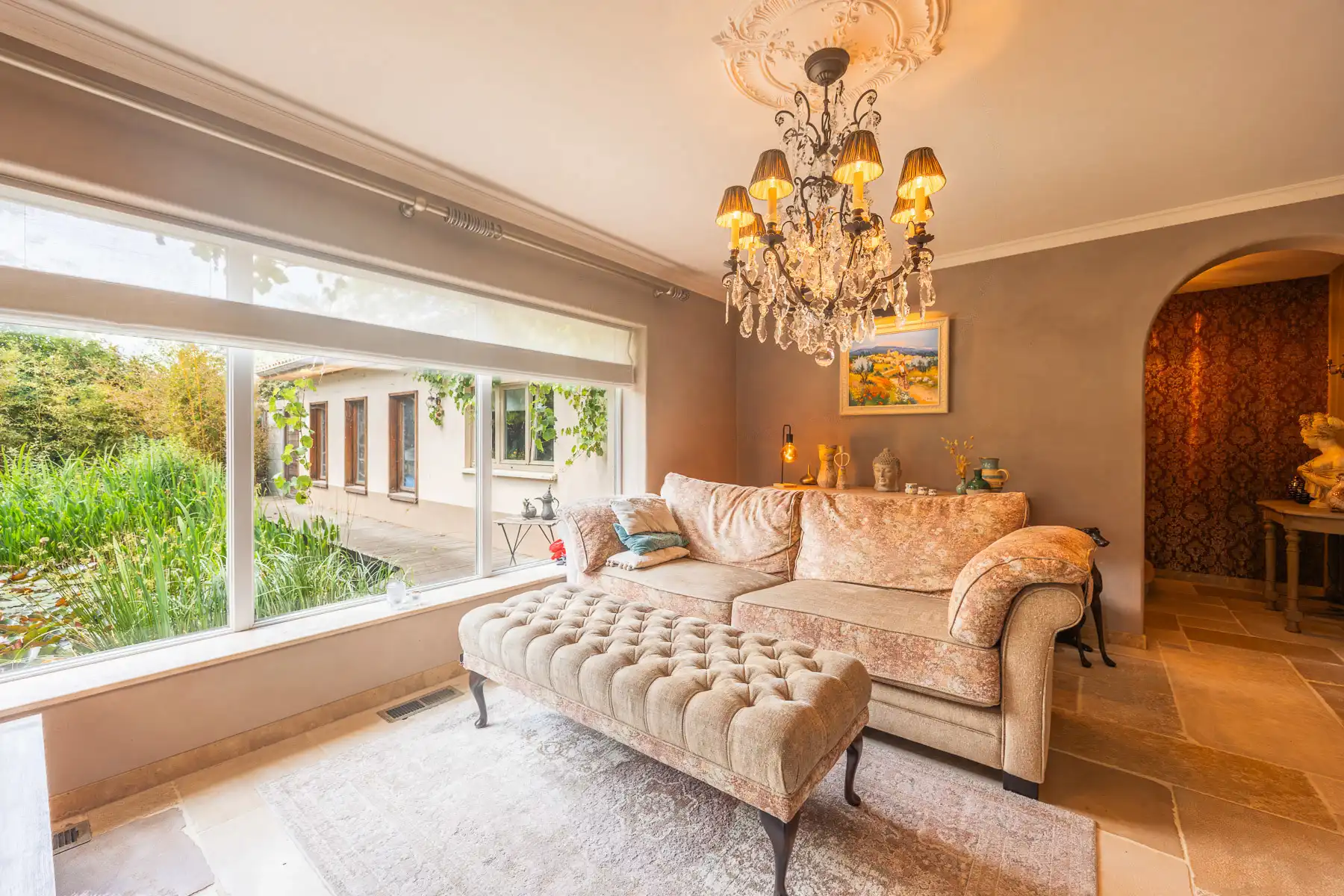 Gerenoveerde energiezuinige villa met adembenemende vijver foto 15