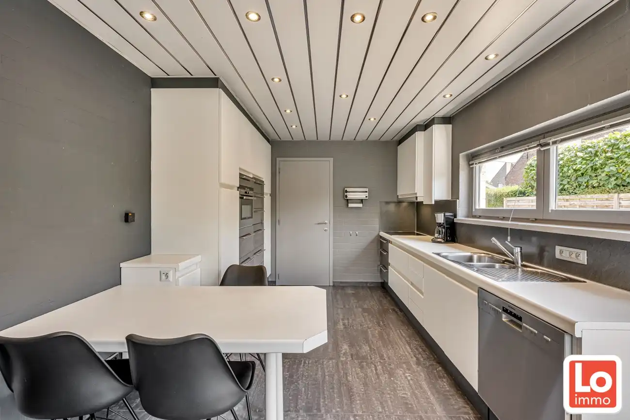 Energiezuinige open woning met inpandige én afzonderlijke garage en gezellige tuin op een rustige locatie tussen Zaffelare en Lochristi! foto 13