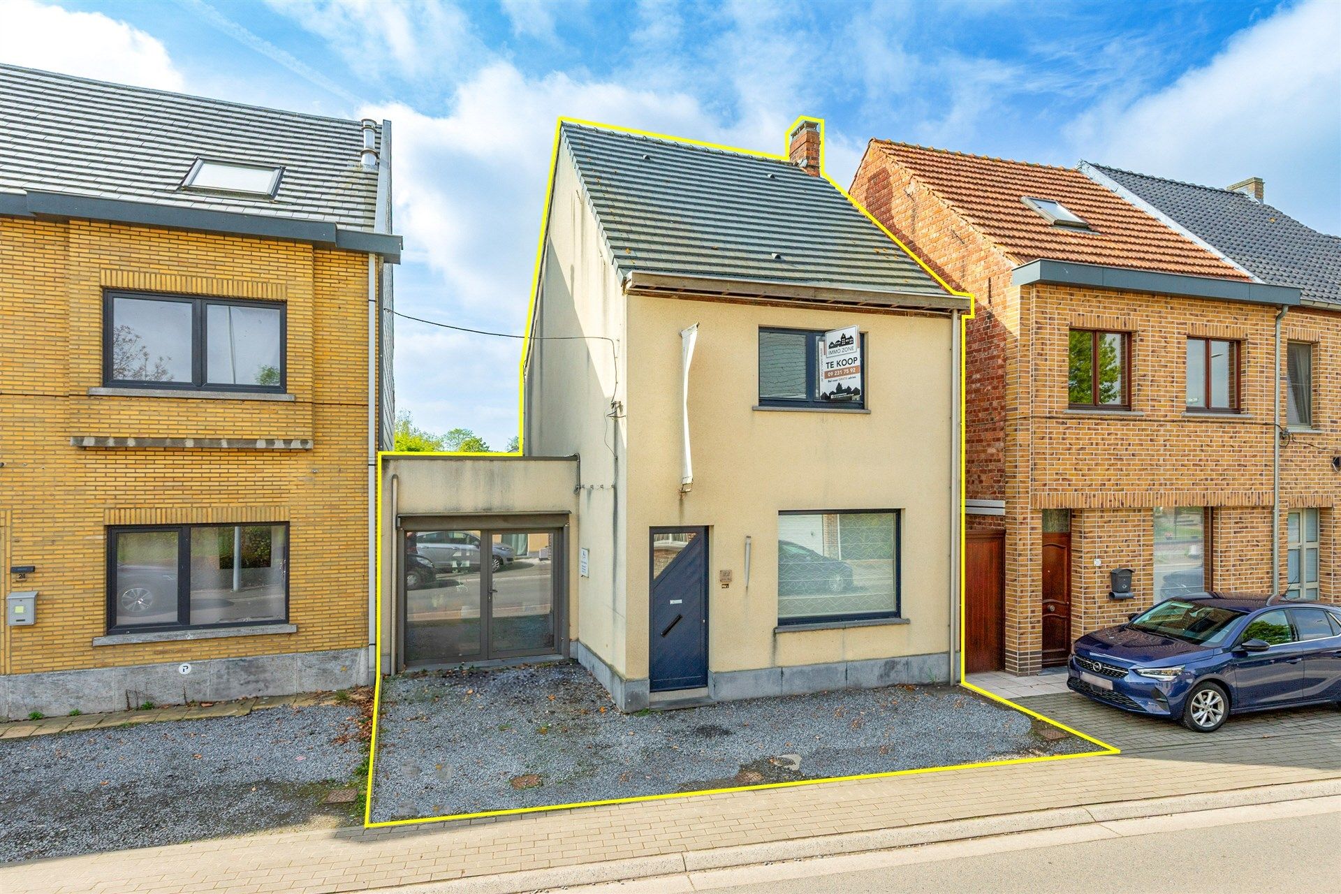 Bijzonder ruime woning met diepe tuin in Wetteren centrum foto 1