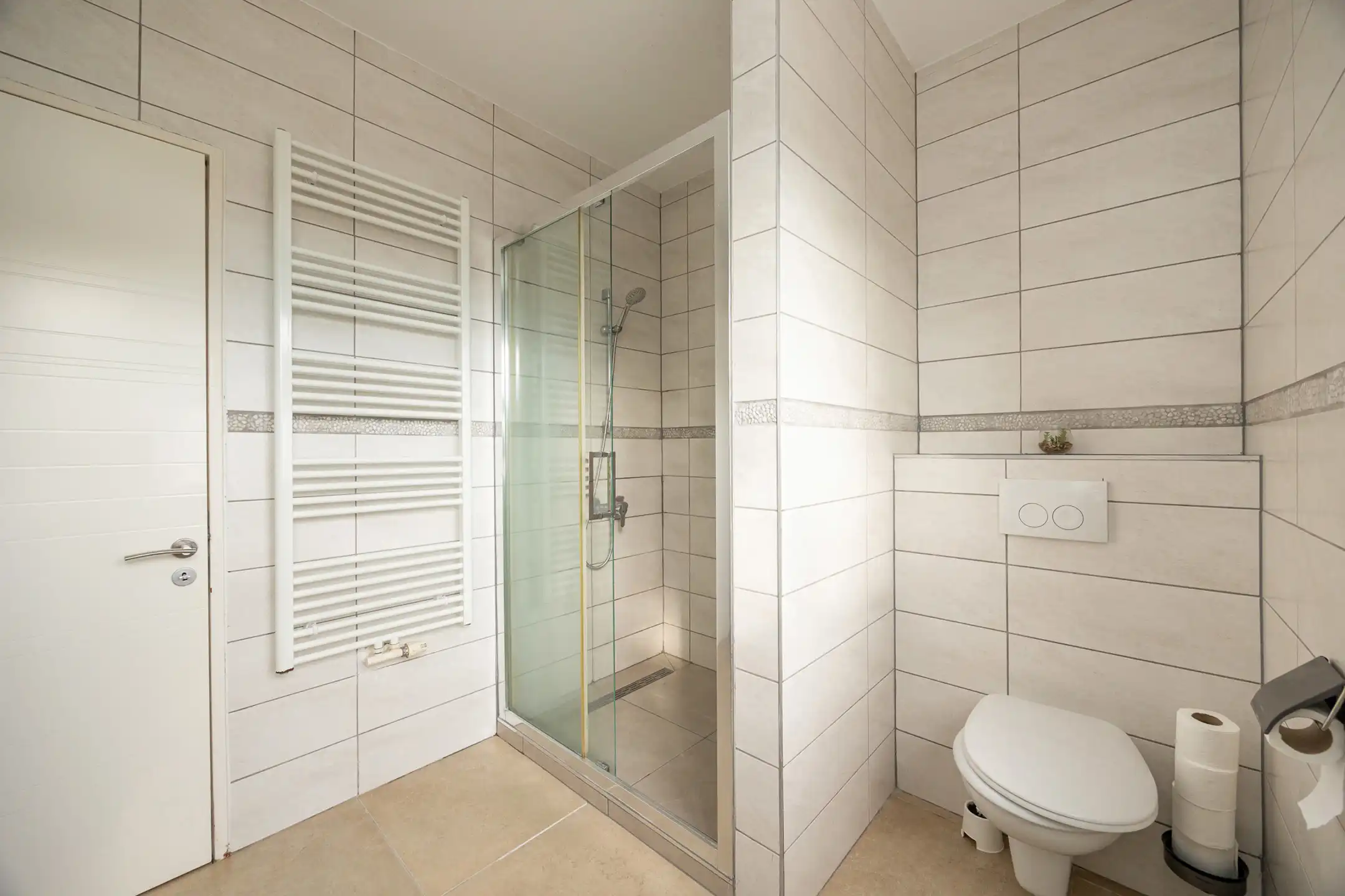 Instapklare gezinswoning met 3 slaapkamers foto 23