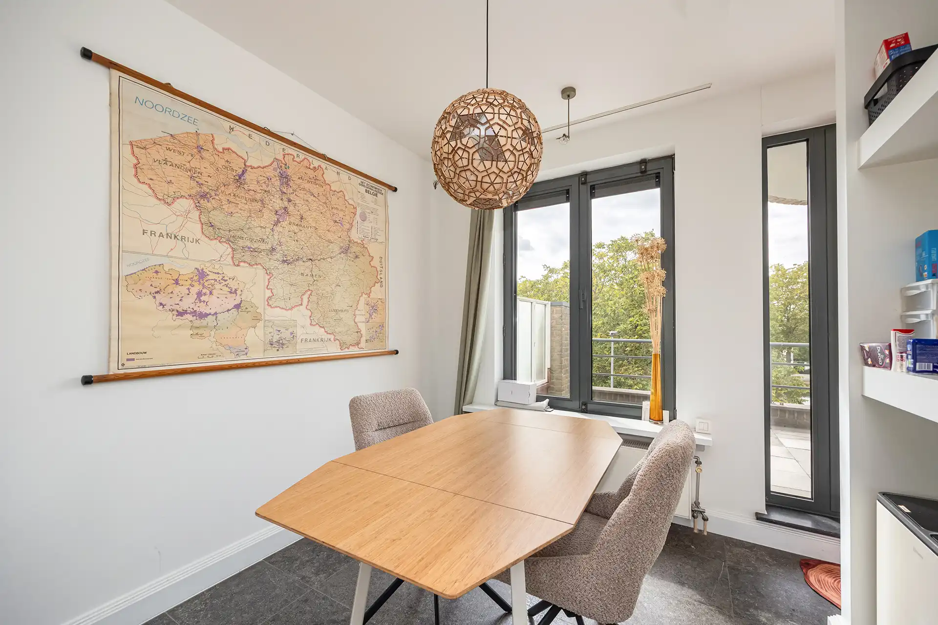 Ruim appartement van 192 m² aan de vaart in Mechelen. foto 8