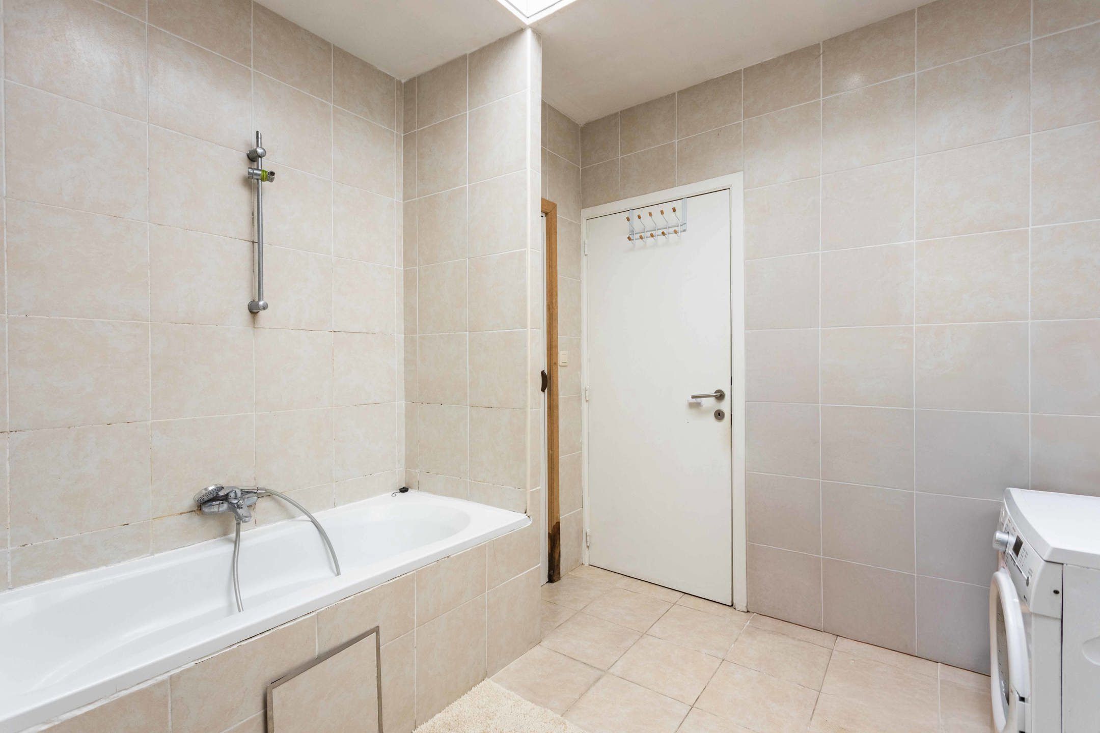 Interessante investering: verhuurde woning vlakbij centrum. foto 7