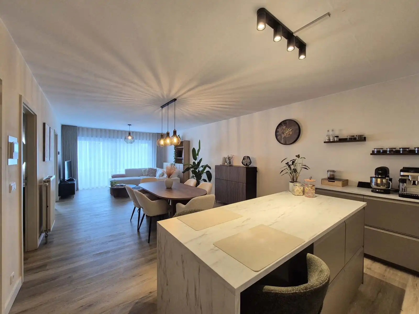 Gerenoveerd eenslaapkamerappartement met staanplaats - EPC B foto 5