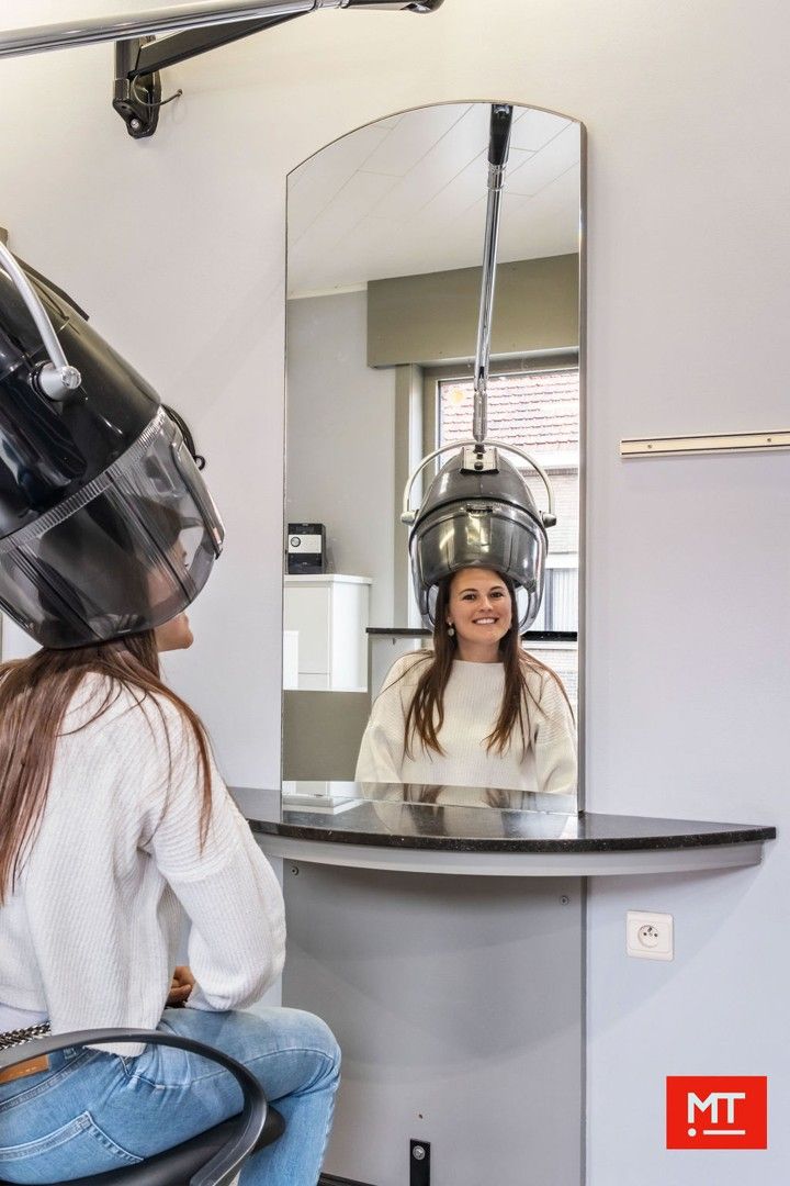 Interessante eigendom met heel wat potentieel in de dorpskern van Boezinge foto 20