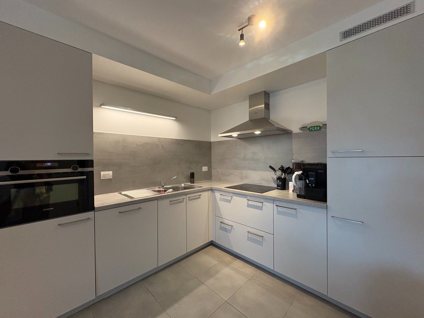 Zeer rustig gelegen en mooi afgewerkt appartement foto 4