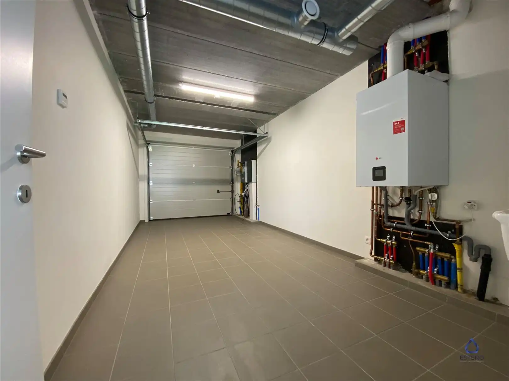 Moderne woning met met 4 slaapkamers foto 15