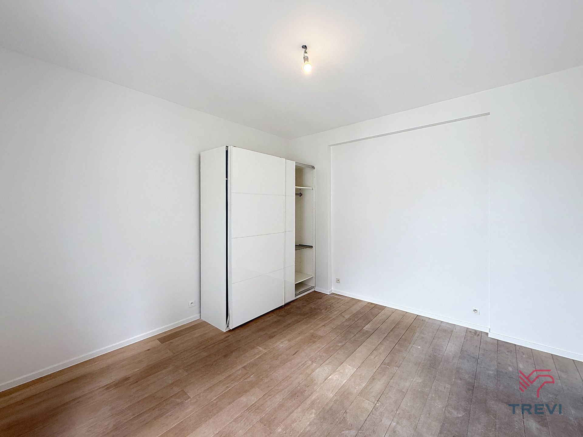 Opgeknapt appartement met 1 slaapkamer - Centrum Brussel foto 8