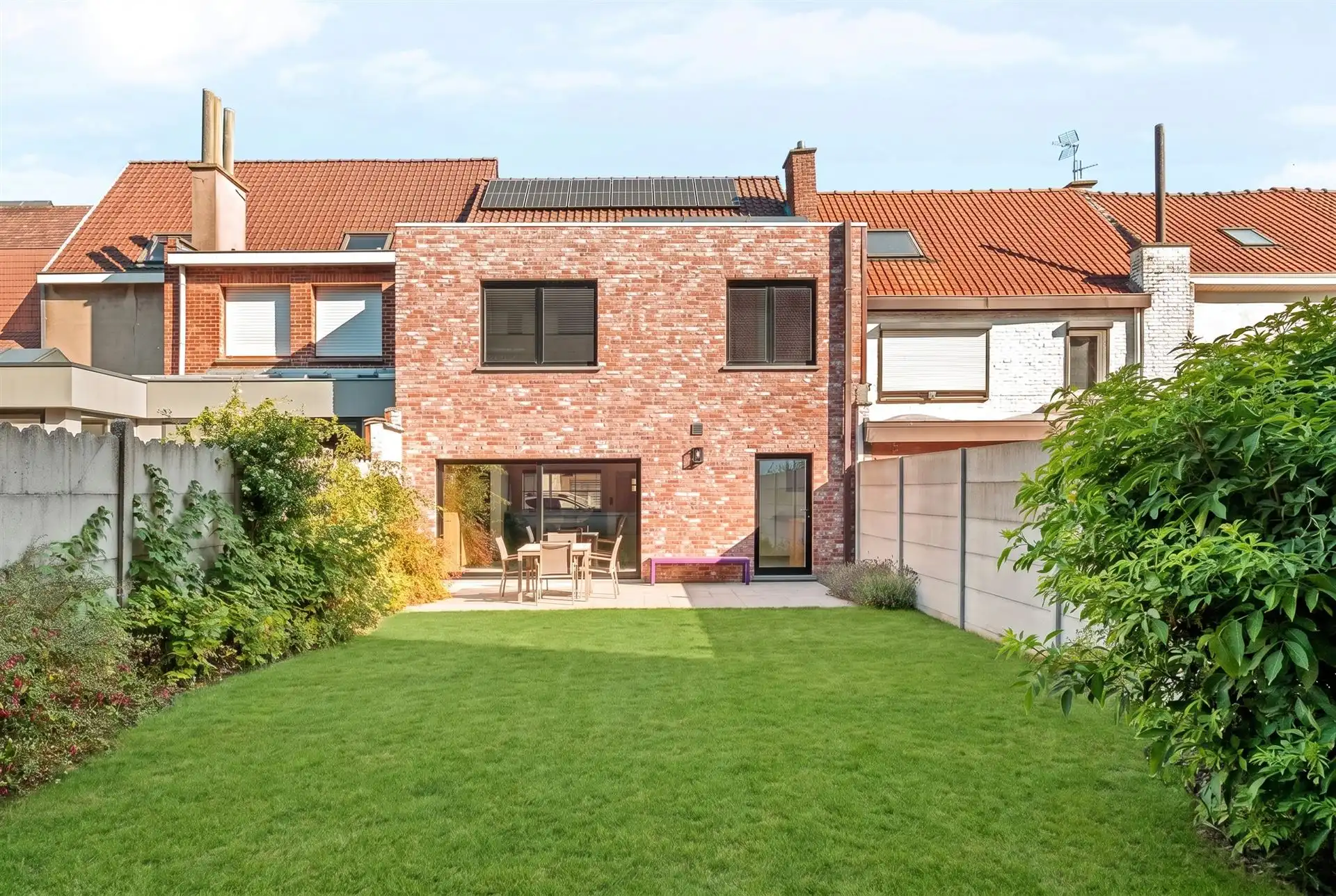 Toffe recente grote kwalitatieve woning met garage en tuin foto 6