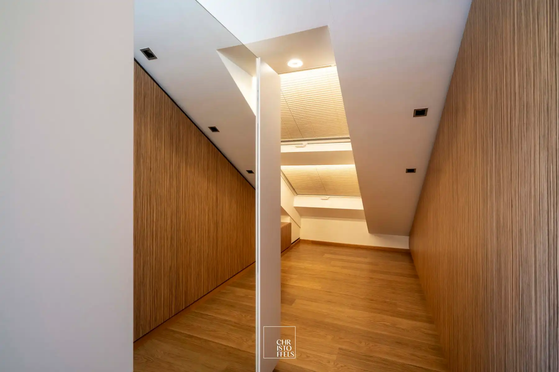 Exclusieve villa (511m²) met buitenzwembad, wellnessruimte en paardenaccommodatie in Lanaken foto 37