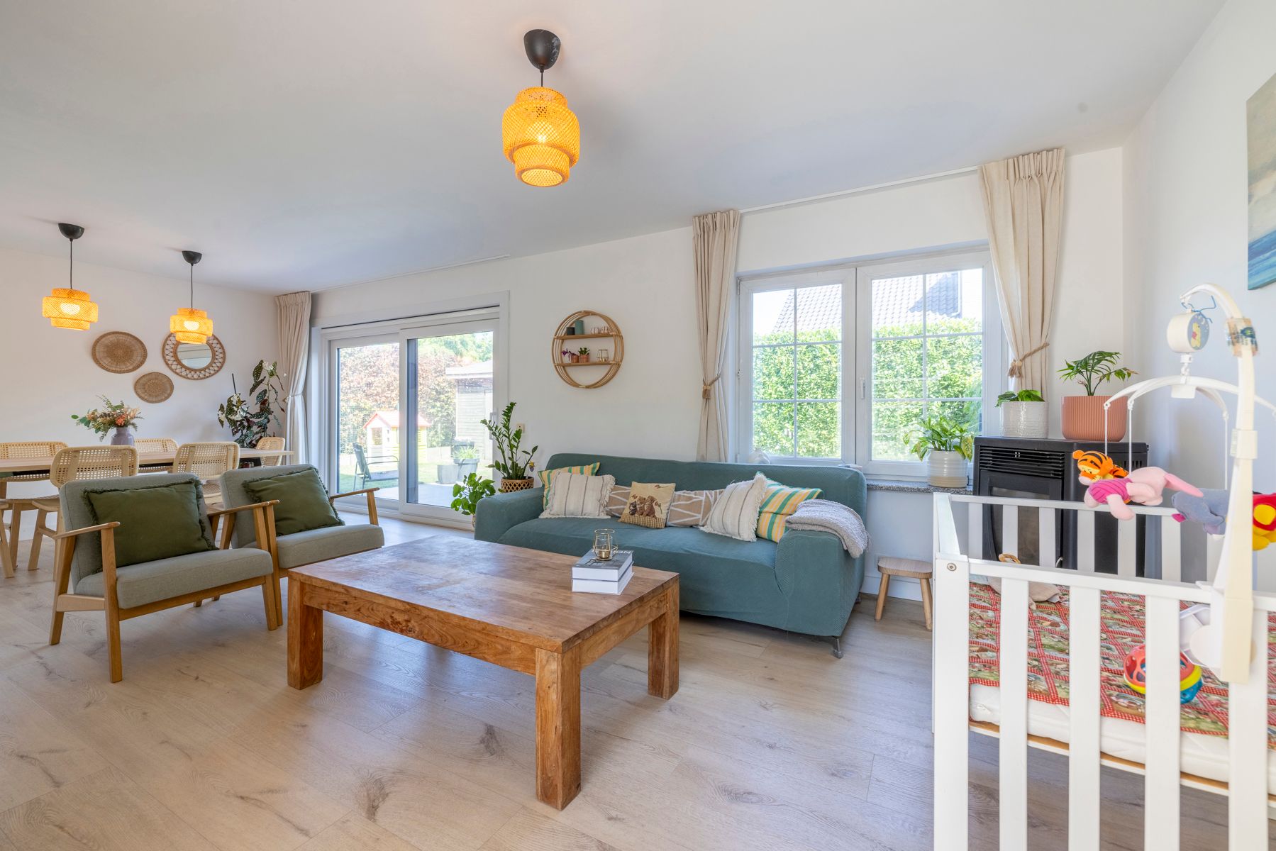 Woning met 3 slaapkamers, tuin en garage te koop! foto 10