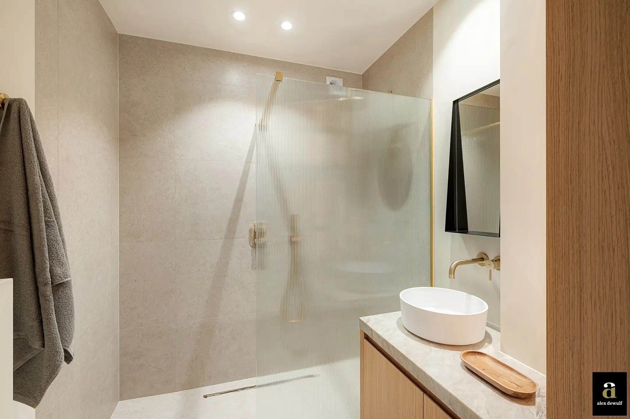 Pas gerenoveerd appartement met zeezicht op het Rubensplein. foto 16