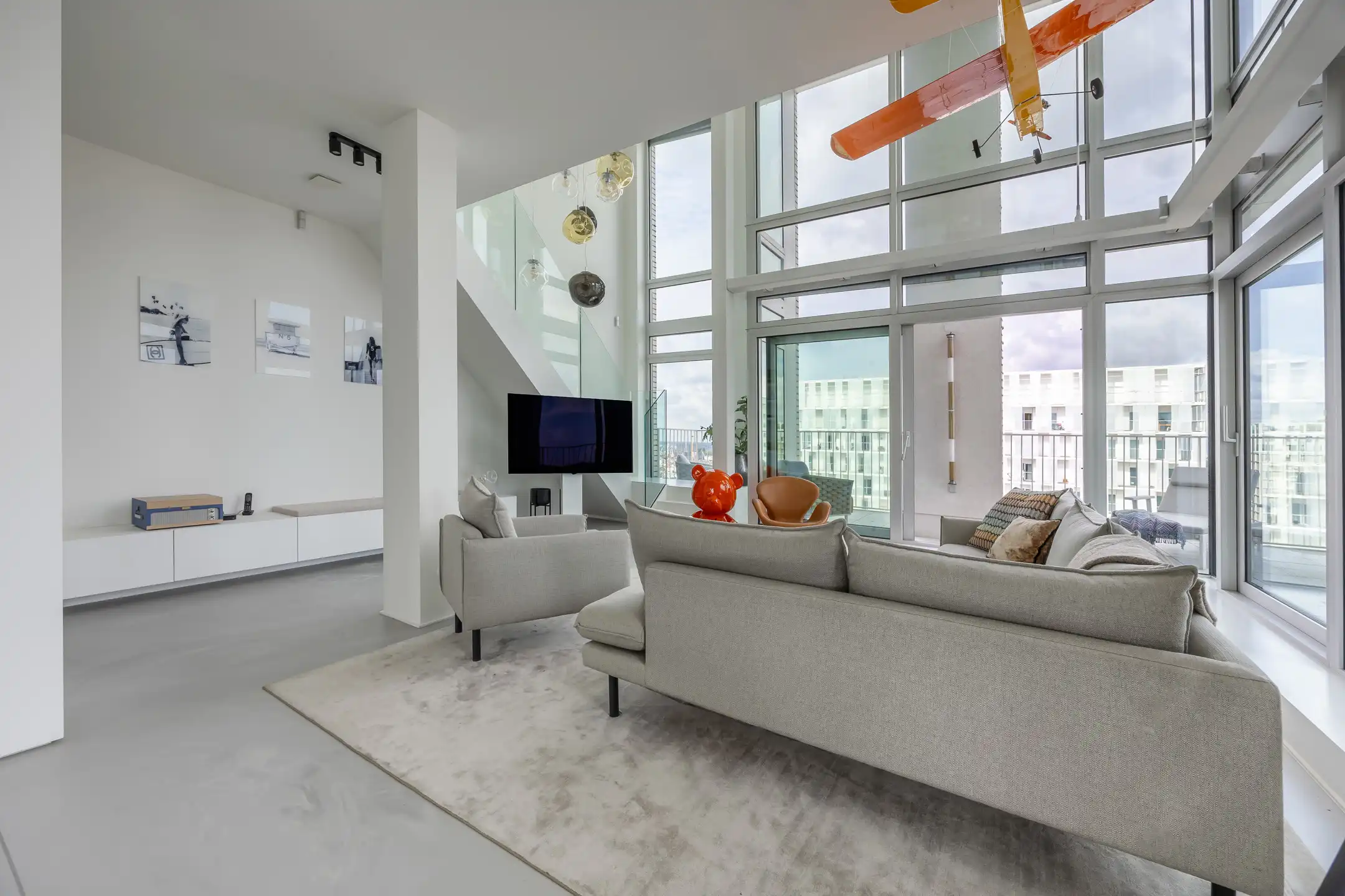 Duplex-penthouse met zicht over de Antwerpse skyline foto 9
