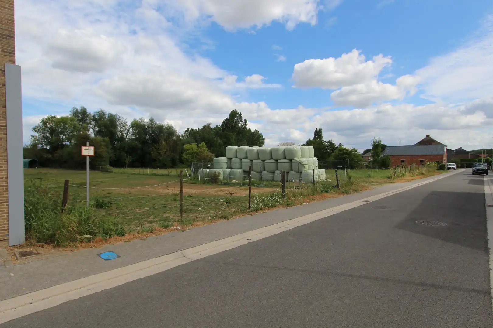 Perceel bouwgrond met diepe tuin - landelijk gelegen in Borgloon-Jesseren foto 6