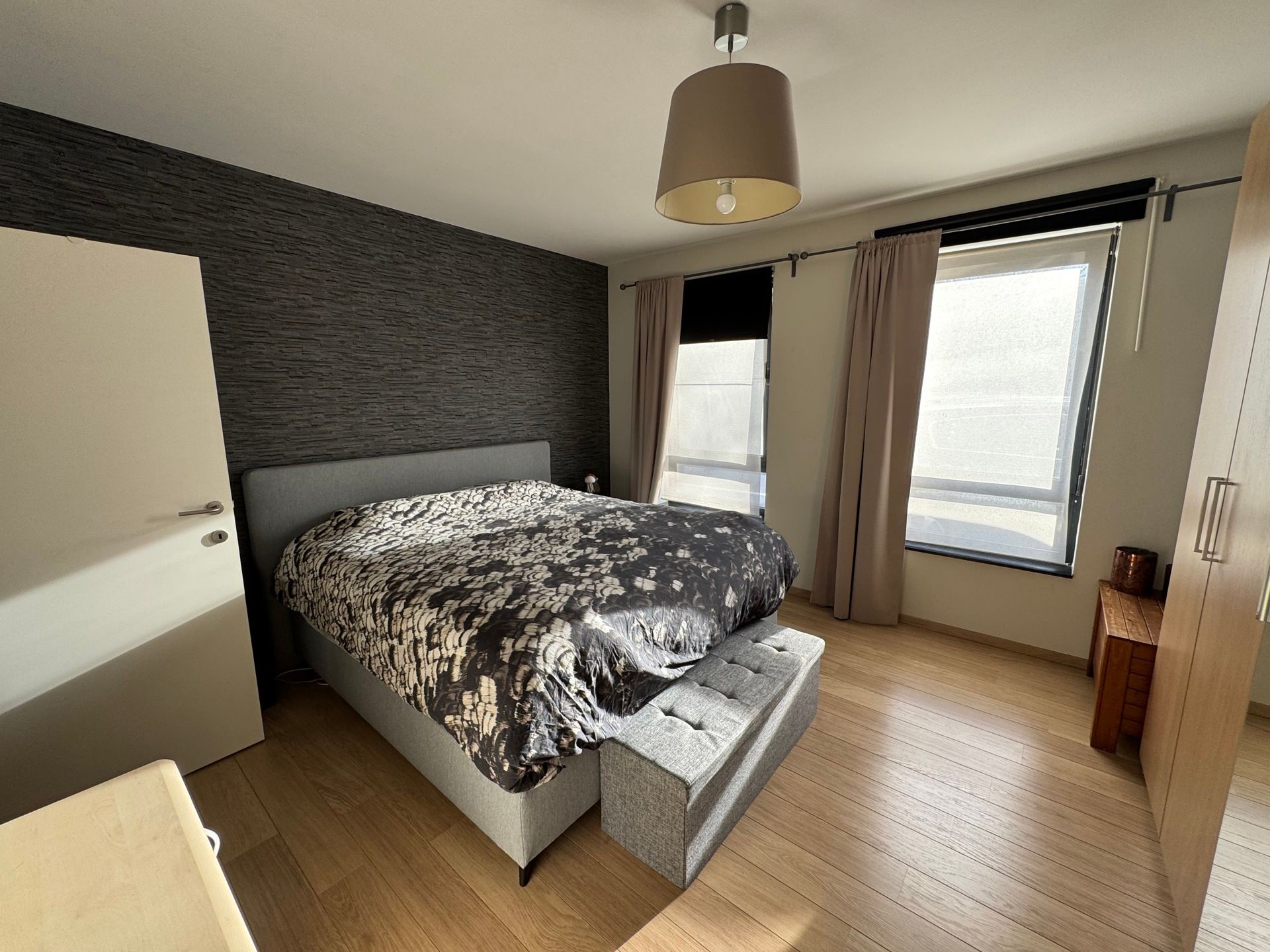 Ruim gelijkvloers 3 slpk appartement met terras en zicht op groen in hartje Bornem foto 4