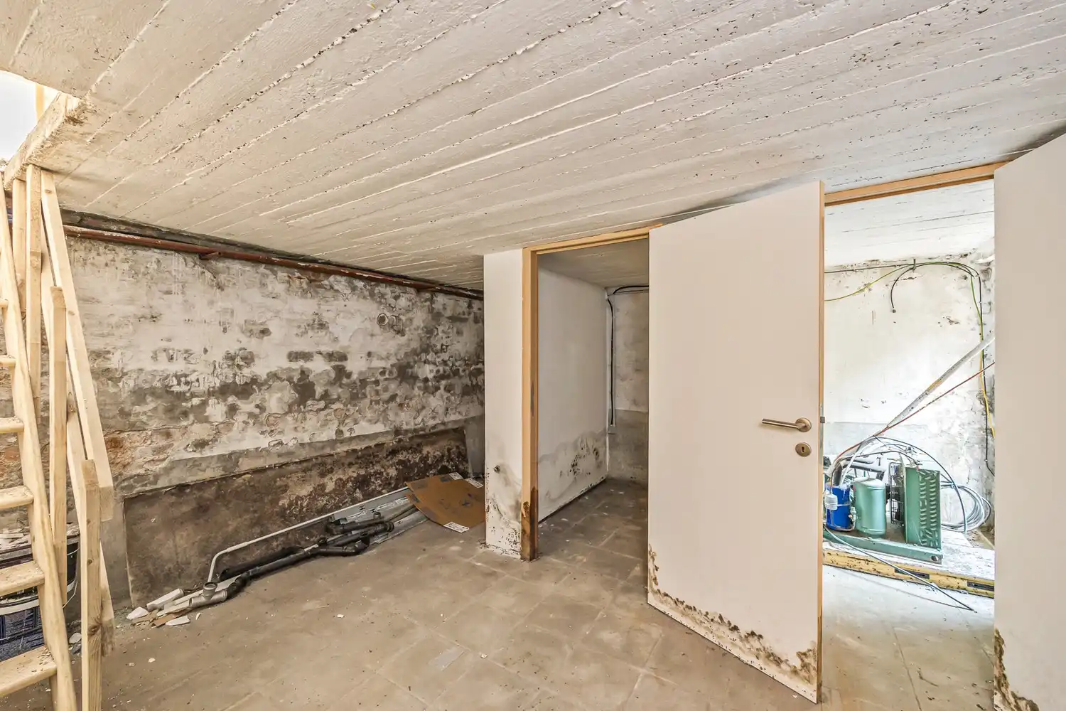 Magazijn van ±120m² in BOHO foto 14