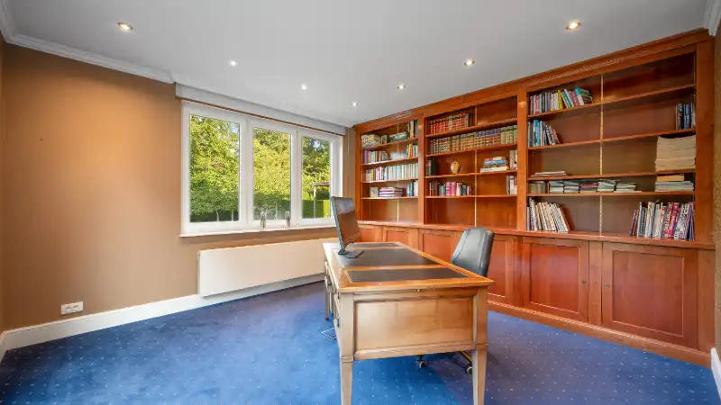 Exclusief gelegen stijlvolle villa op 24 are palende aan natuurgebied foto 13