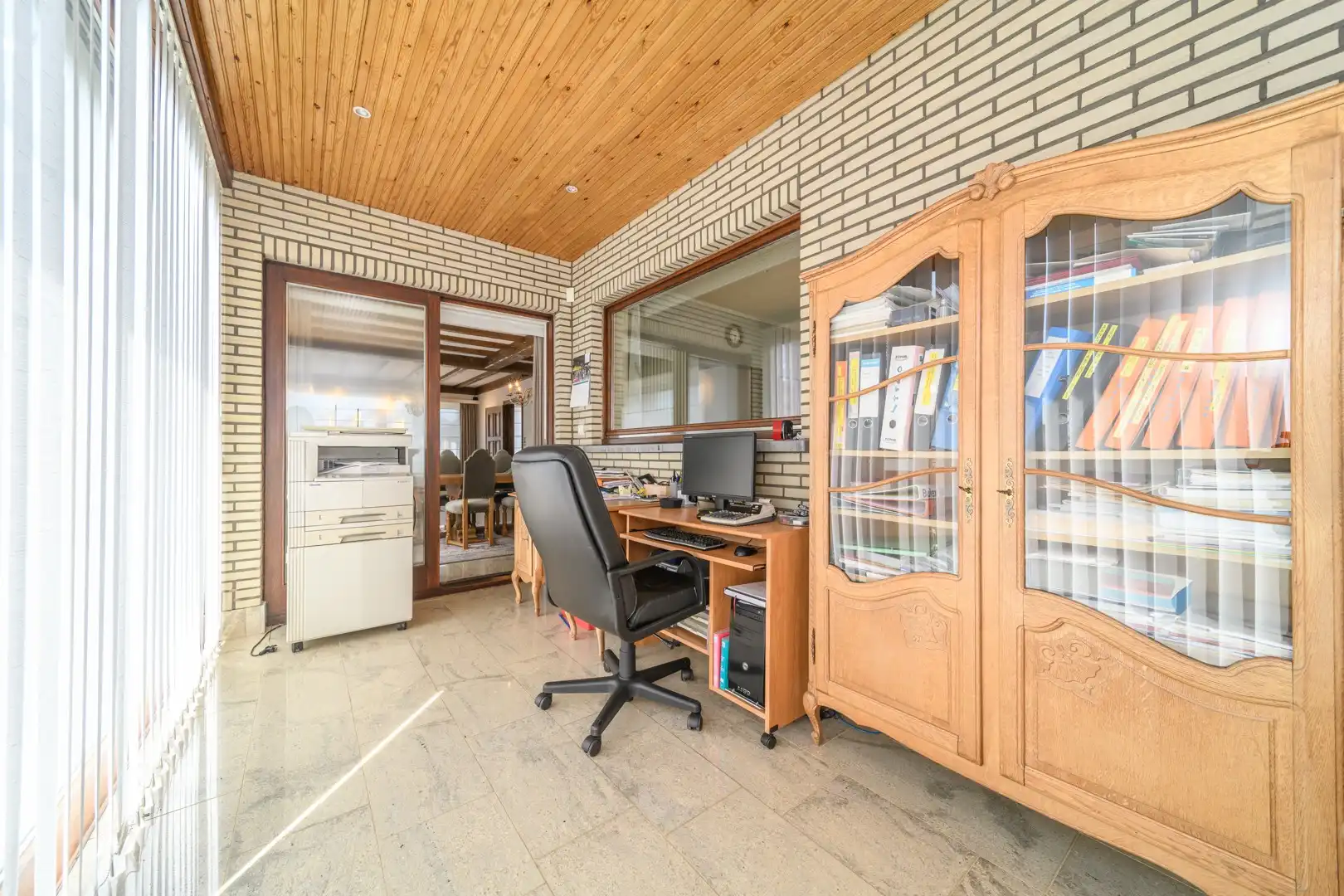 Zeer ruime gezinswoning met extra stockageruimte foto 8