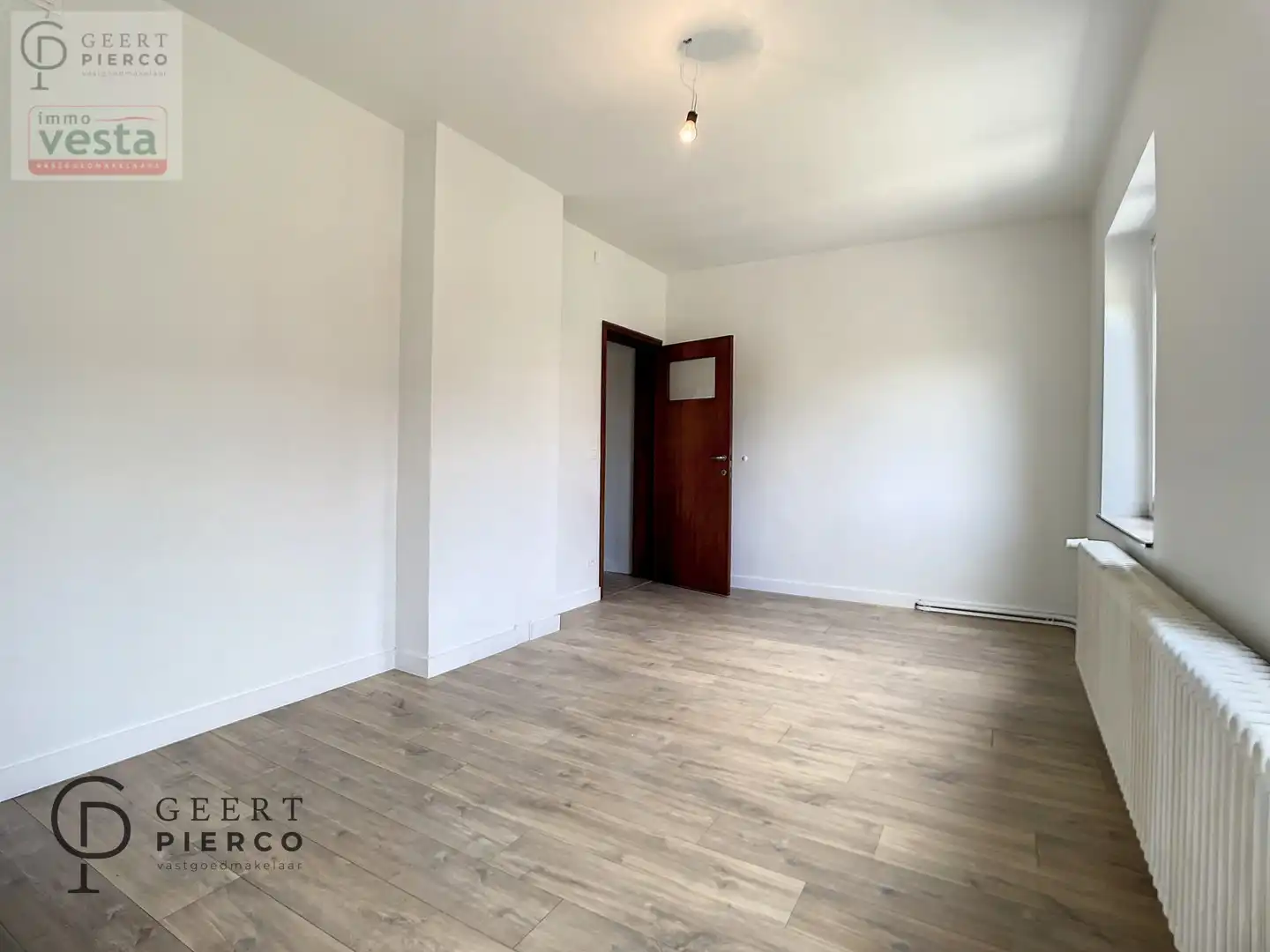 Prachtige gerenoveerde gezinswoning foto 18