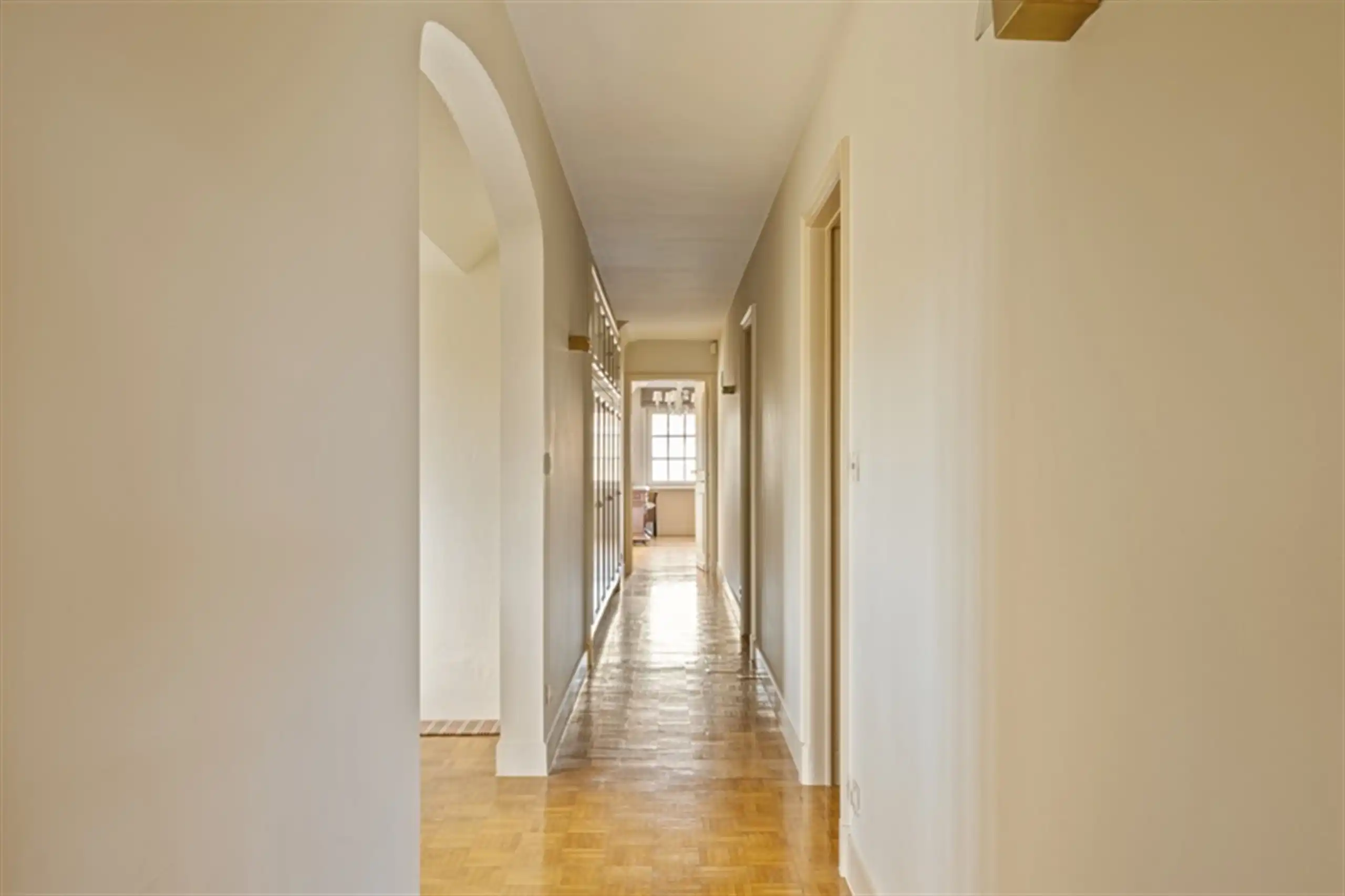 Kom binnen, kom dromen: royale eigendom op 3057 m² foto 20