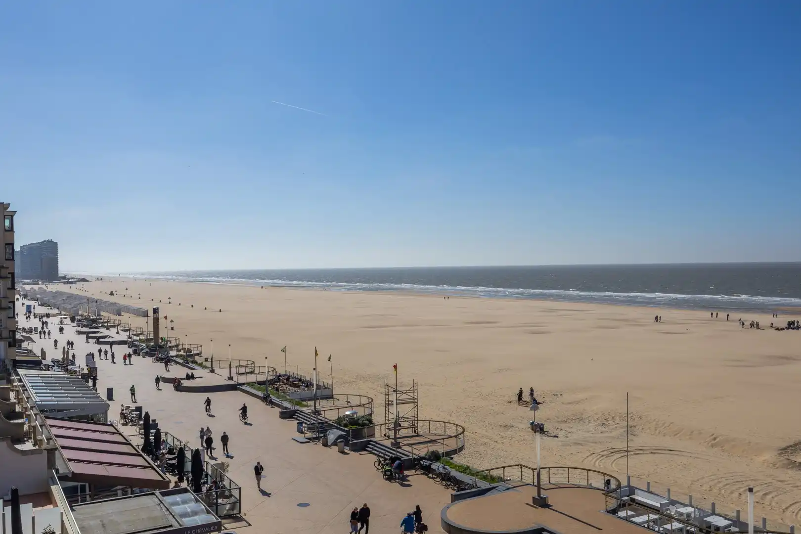 Appartement te koop foto {{pictureIndex}}