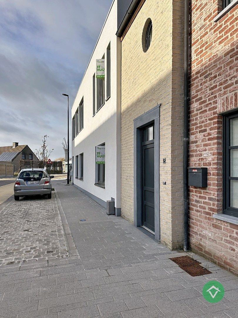 Volledig gerenoveerd gelijkvloers appartement in nostalgische ligging – De Mokker, Koekelare foto 2