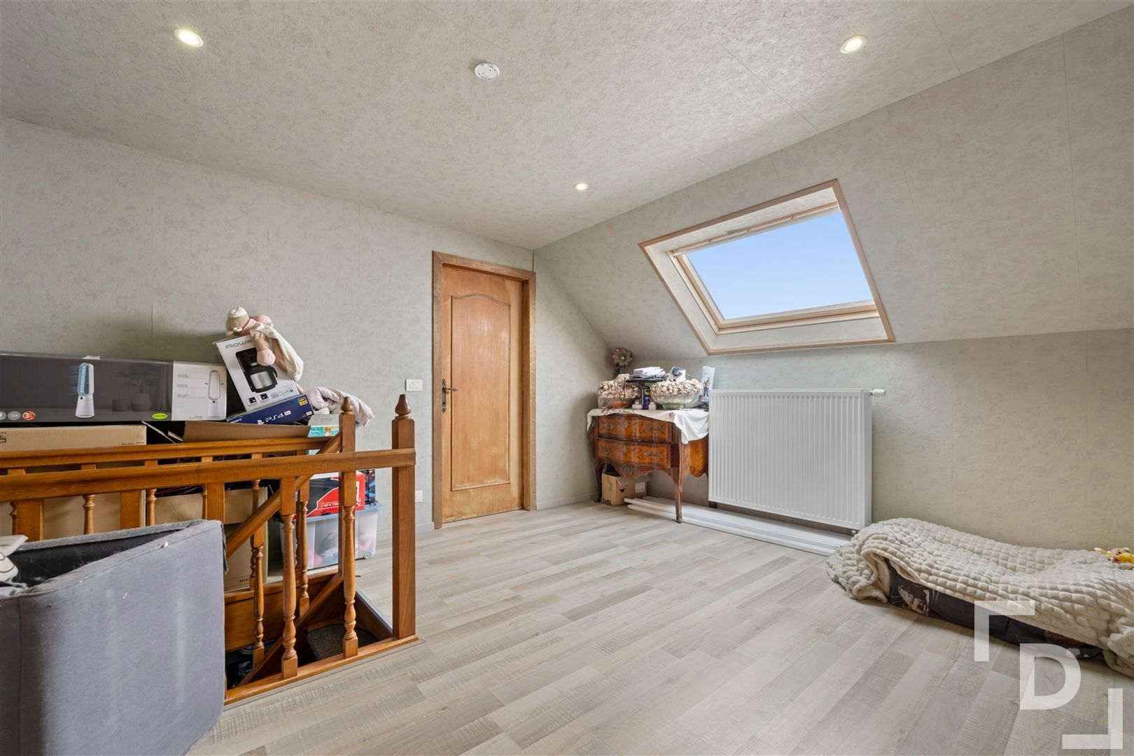 Landelijke alleenstaande woning met verzicht te koop in Houthulst! foto 18