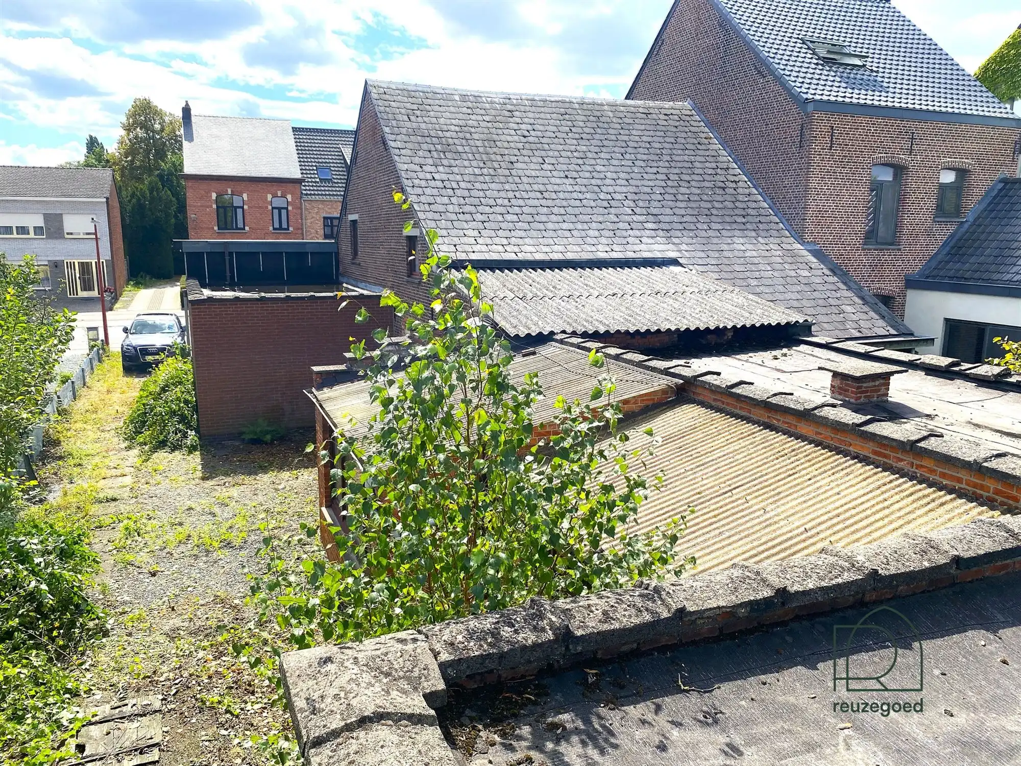 Groot pand met leuke tuin met enorm veel potentieel in het centrum van Berlaar-Heikant foto 15