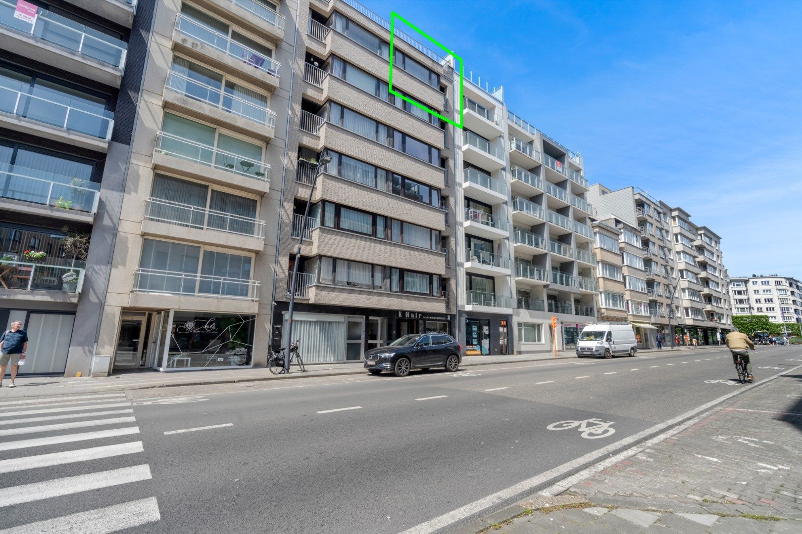 SCHITTEREND GERENOVEERD 2 SLPK APP IN CENTRUM OOSTENDE foto 4