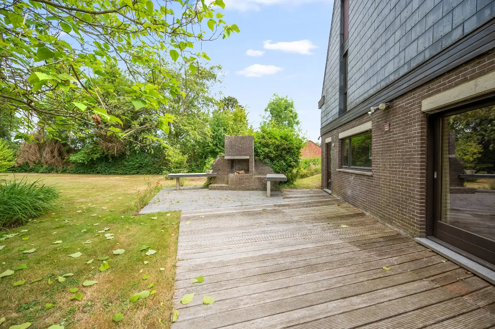 Ruime woning met praktijkruimte, 5 slpks en magnifieke ligging foto 3