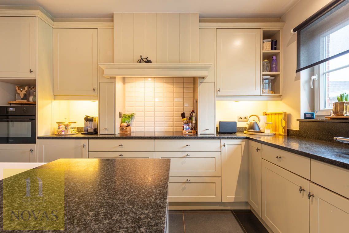 Woning met 4 slaapkamers, zonnepanelen, fijne locatie, Epc-label A foto 12