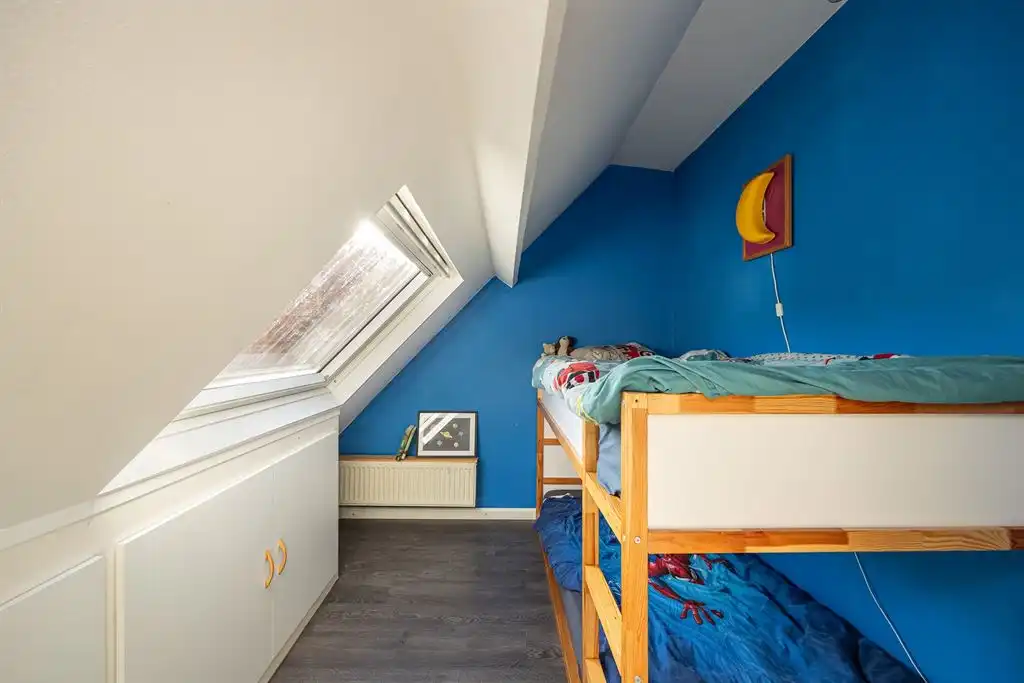 Instapklare woning met groene tuin foto 26