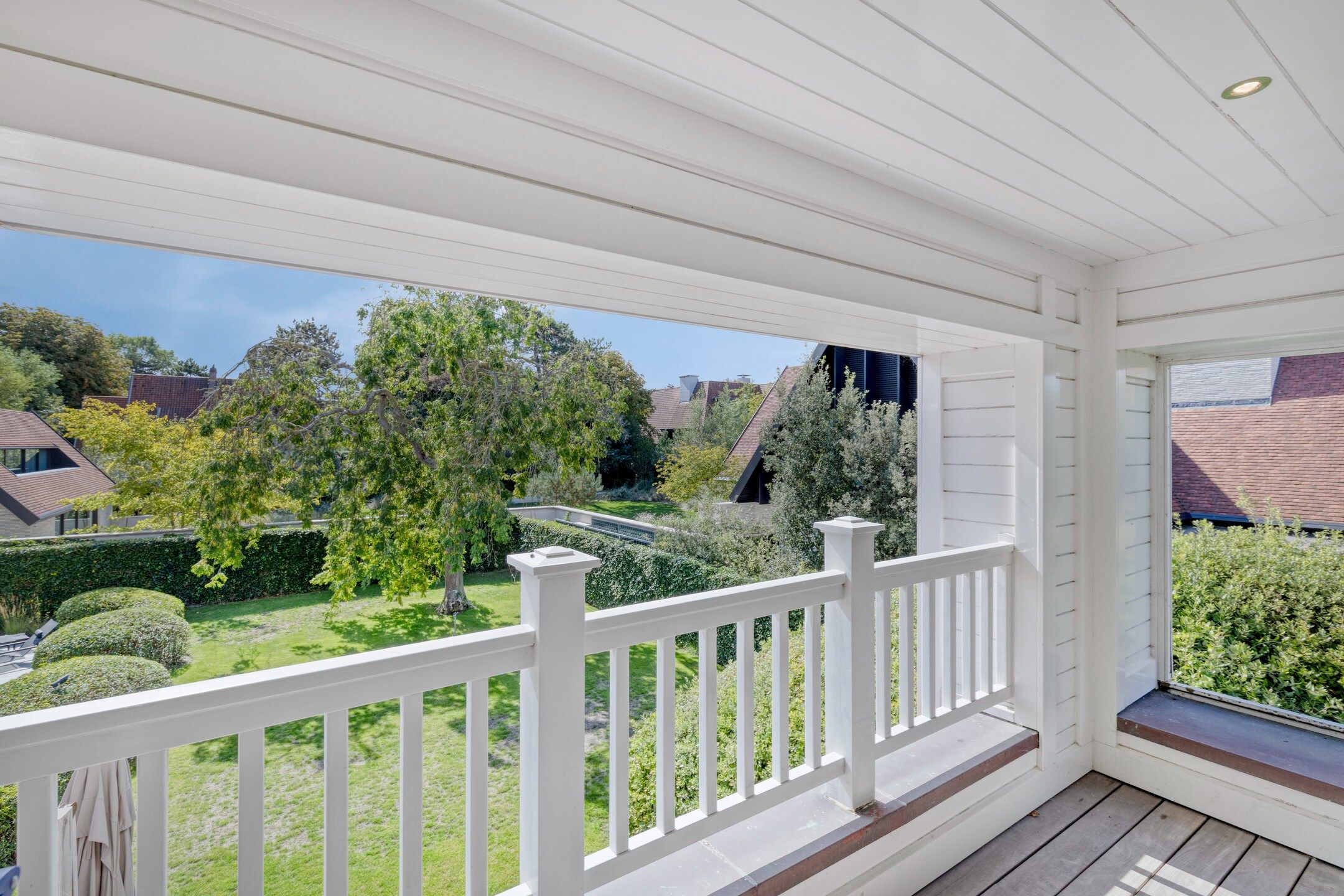 Luxueuze en stijlvolle villa in Engelse Cottage stijl met verwarmd zwembad gelegen in het Zoute. foto 22